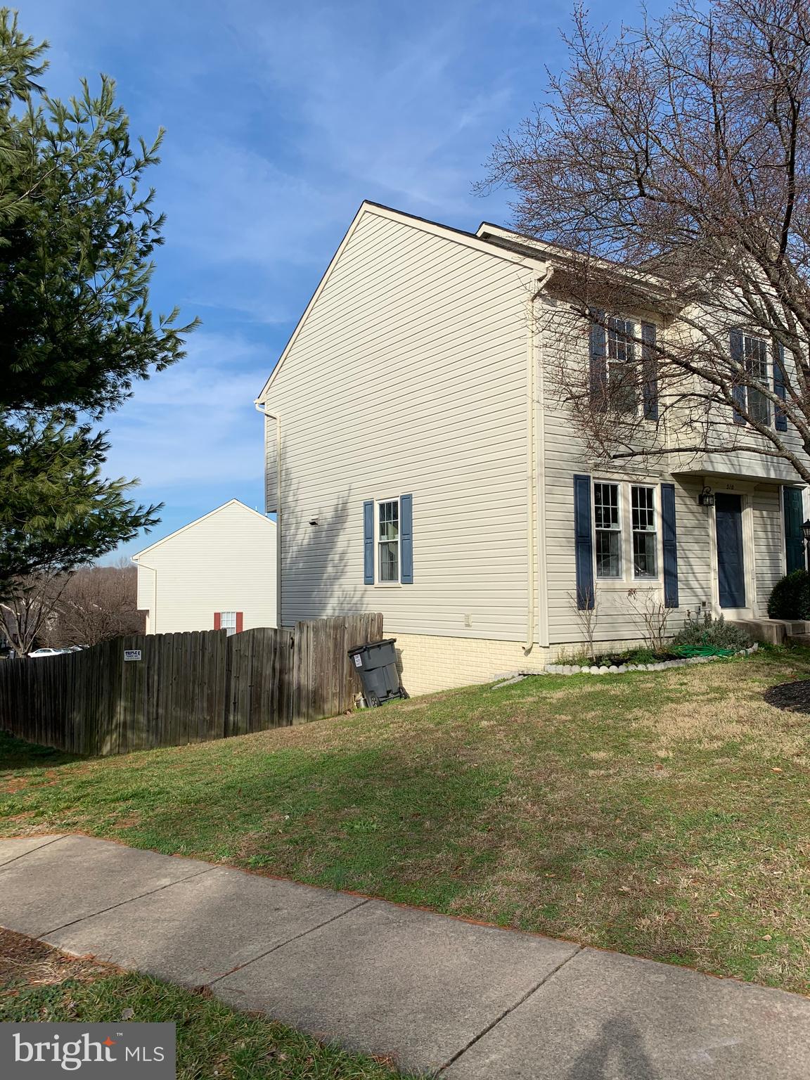 STONE RIVER - Residential