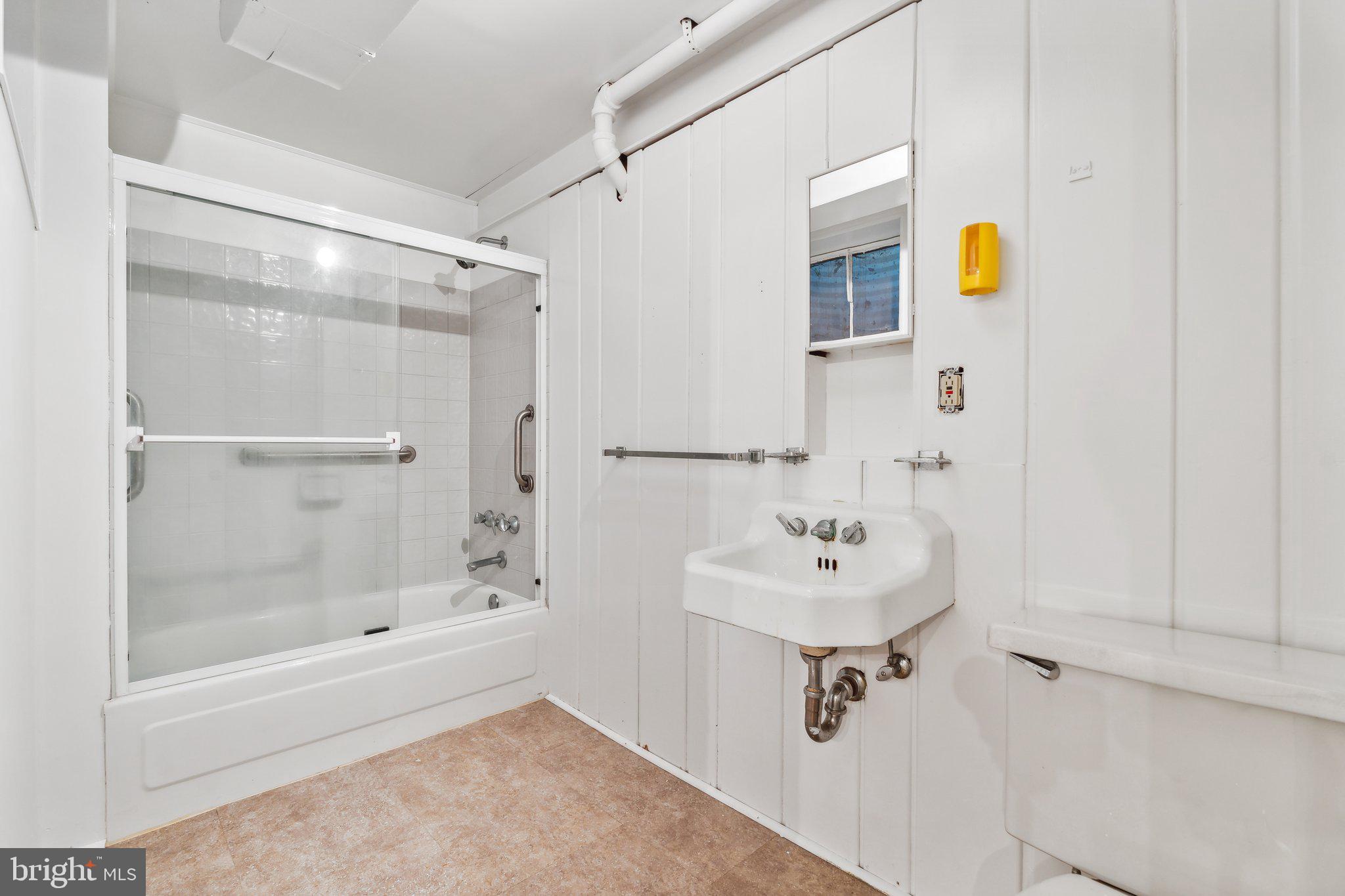 SUMNER - Residential