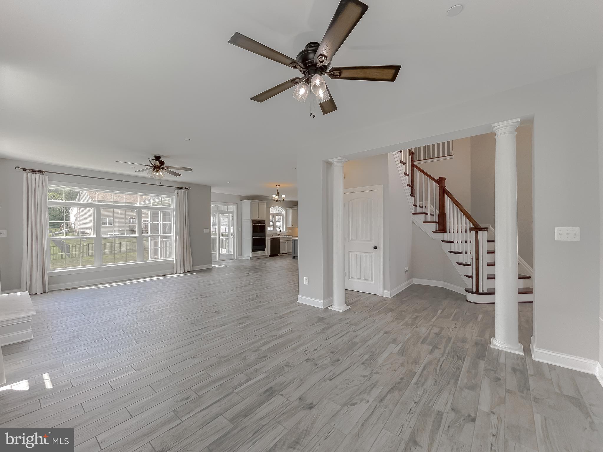 TWIN PONDS - Residential