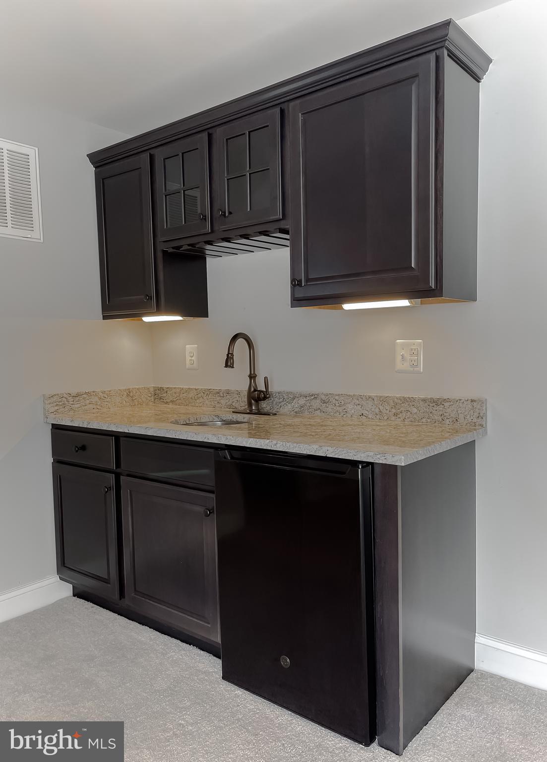 TWIN PONDS - Residential