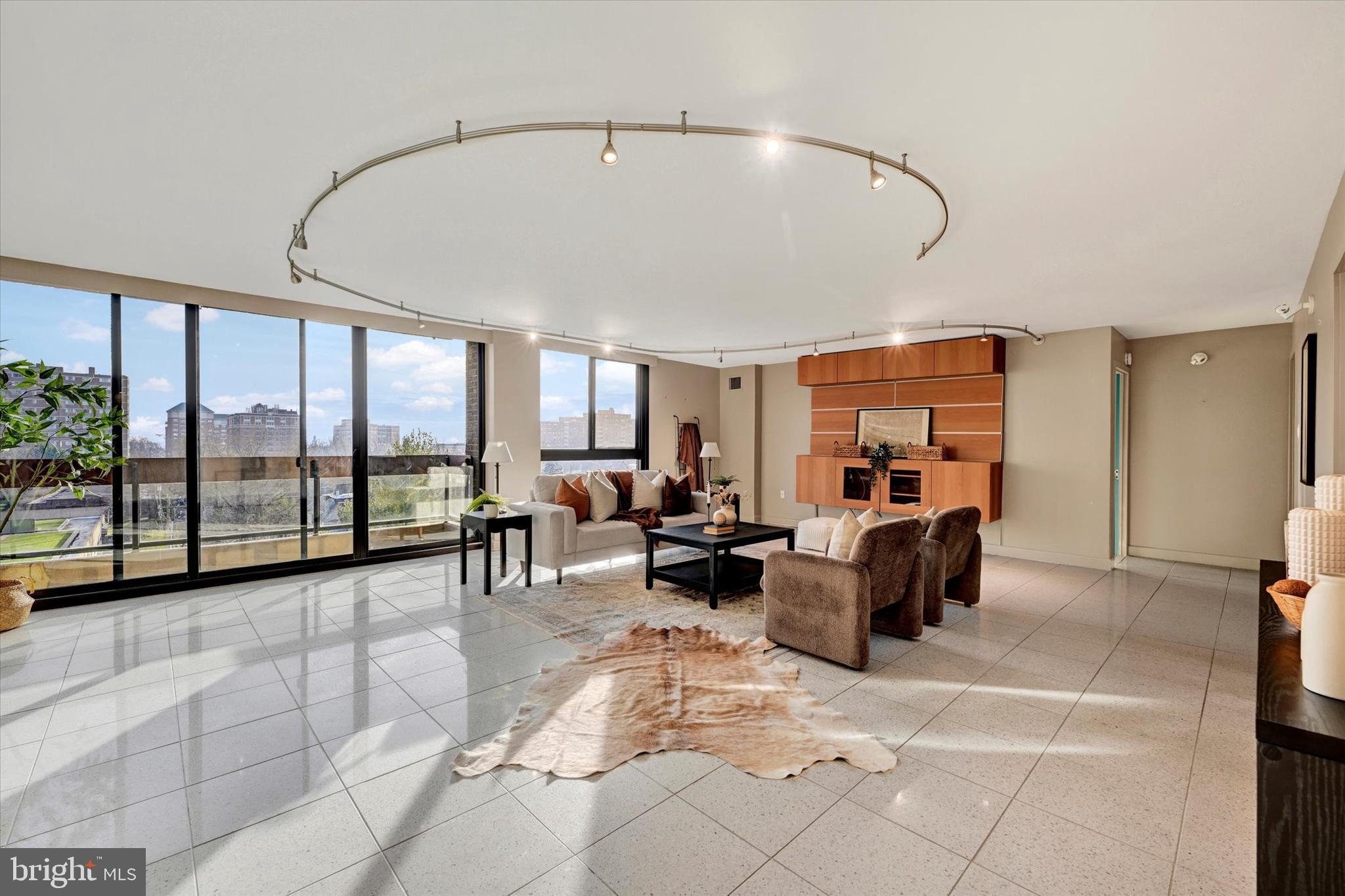 GUILFORD - Residential