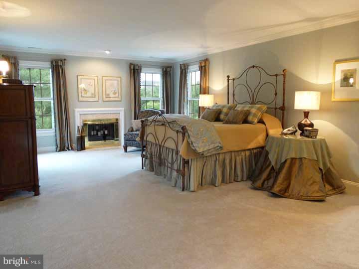 WEATHERFIELD - Residential