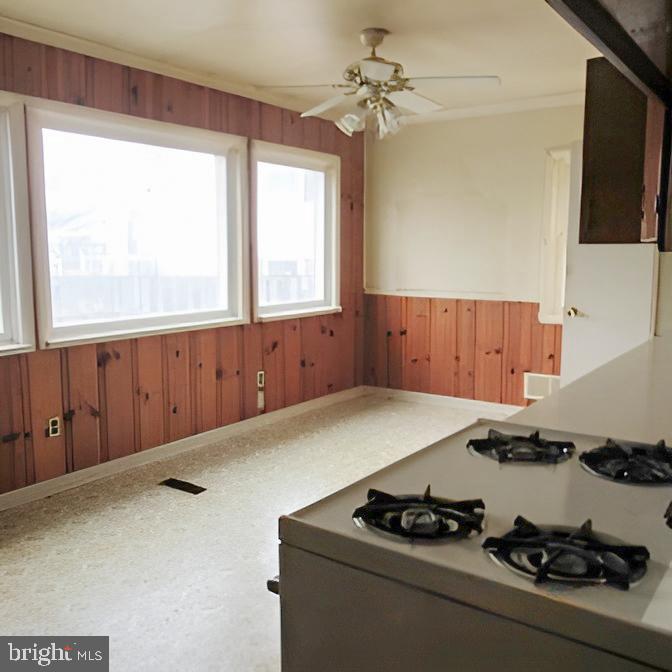 GLEN BURNIE PARK - Residential