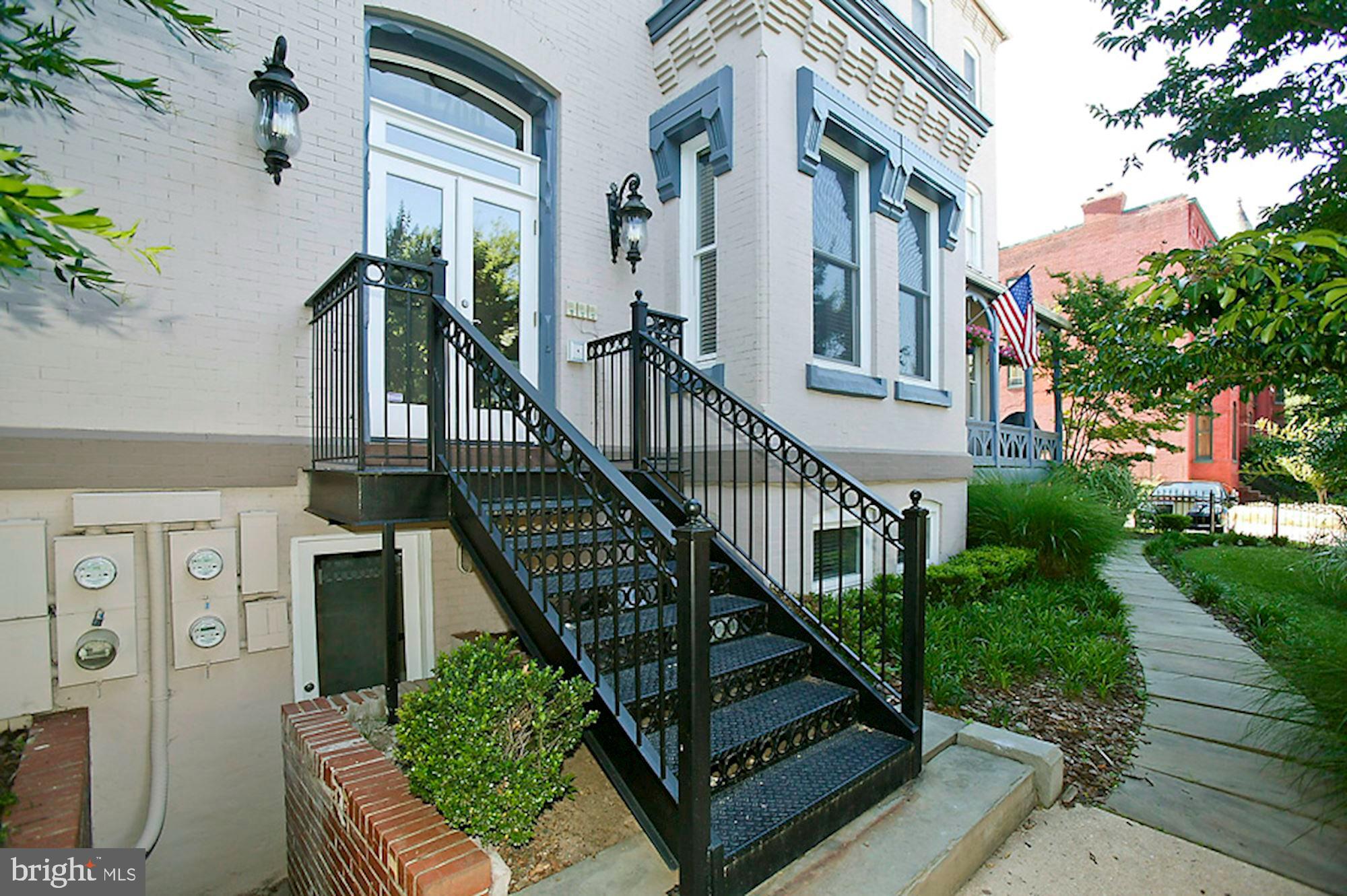 LOGAN CIRCLE - Residential