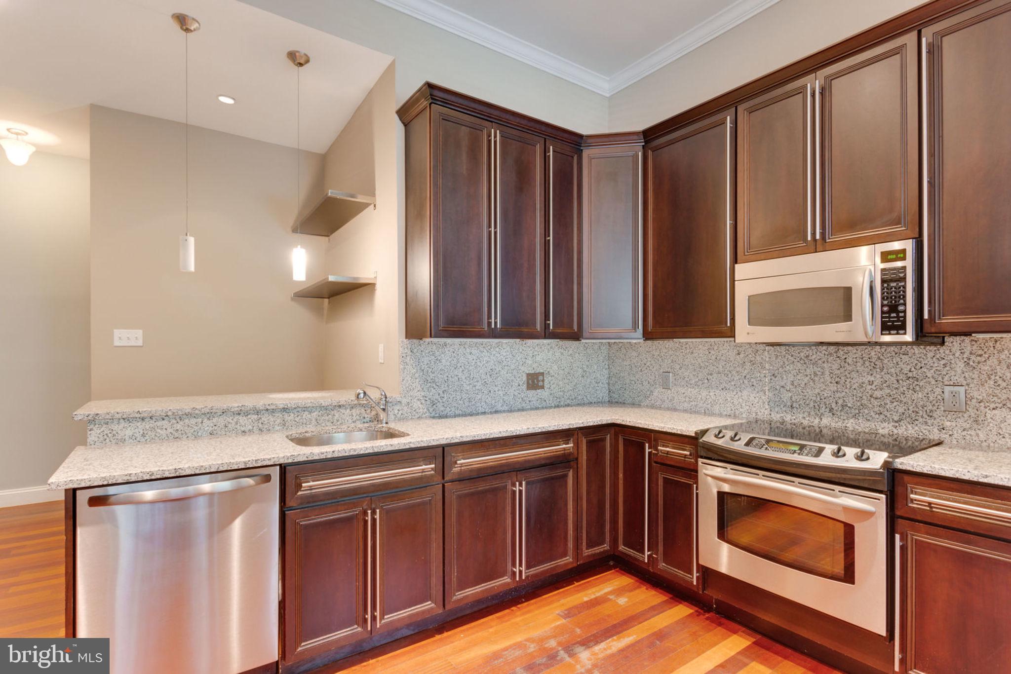 LOGAN CIRCLE - Residential