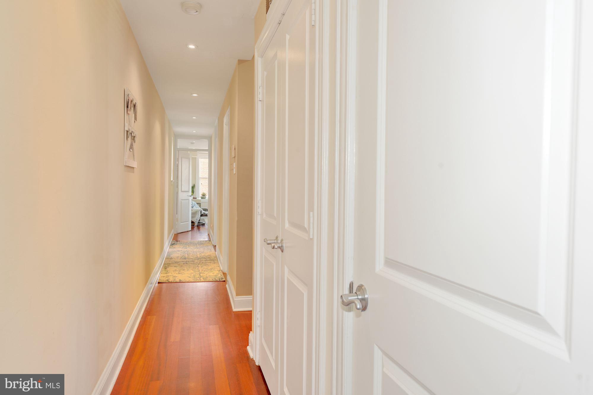 LOGAN CIRCLE - Residential