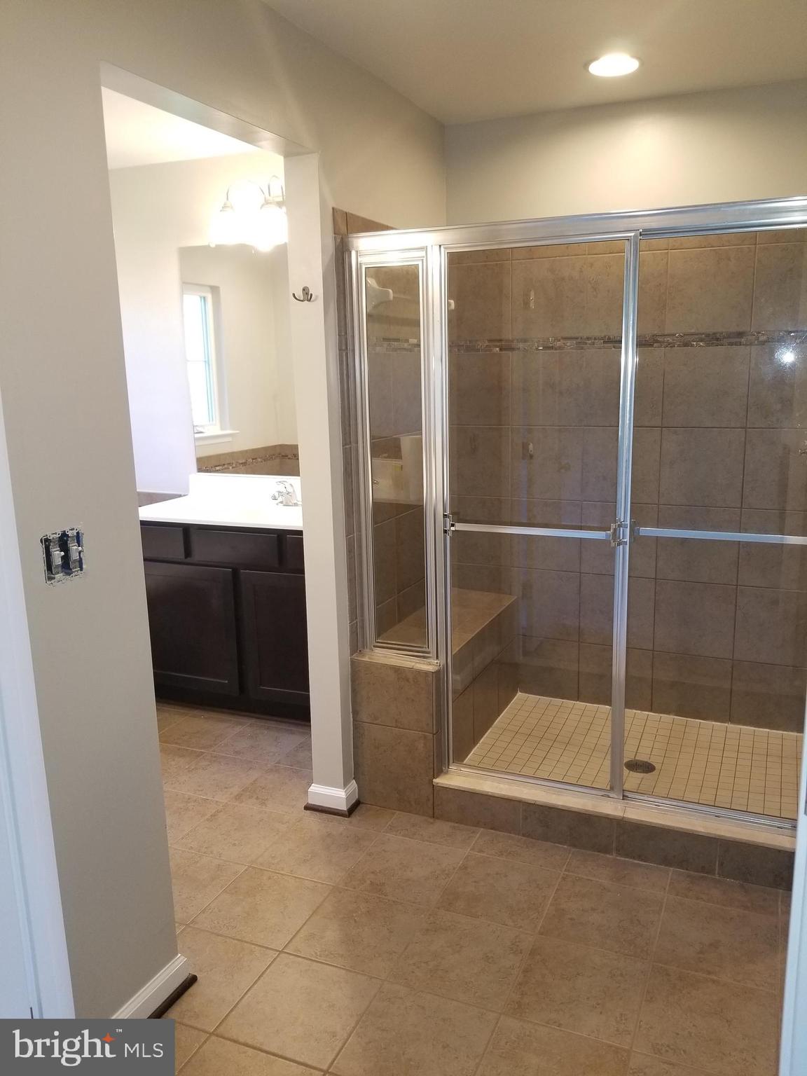 WOODSTREAM - Residential Lease