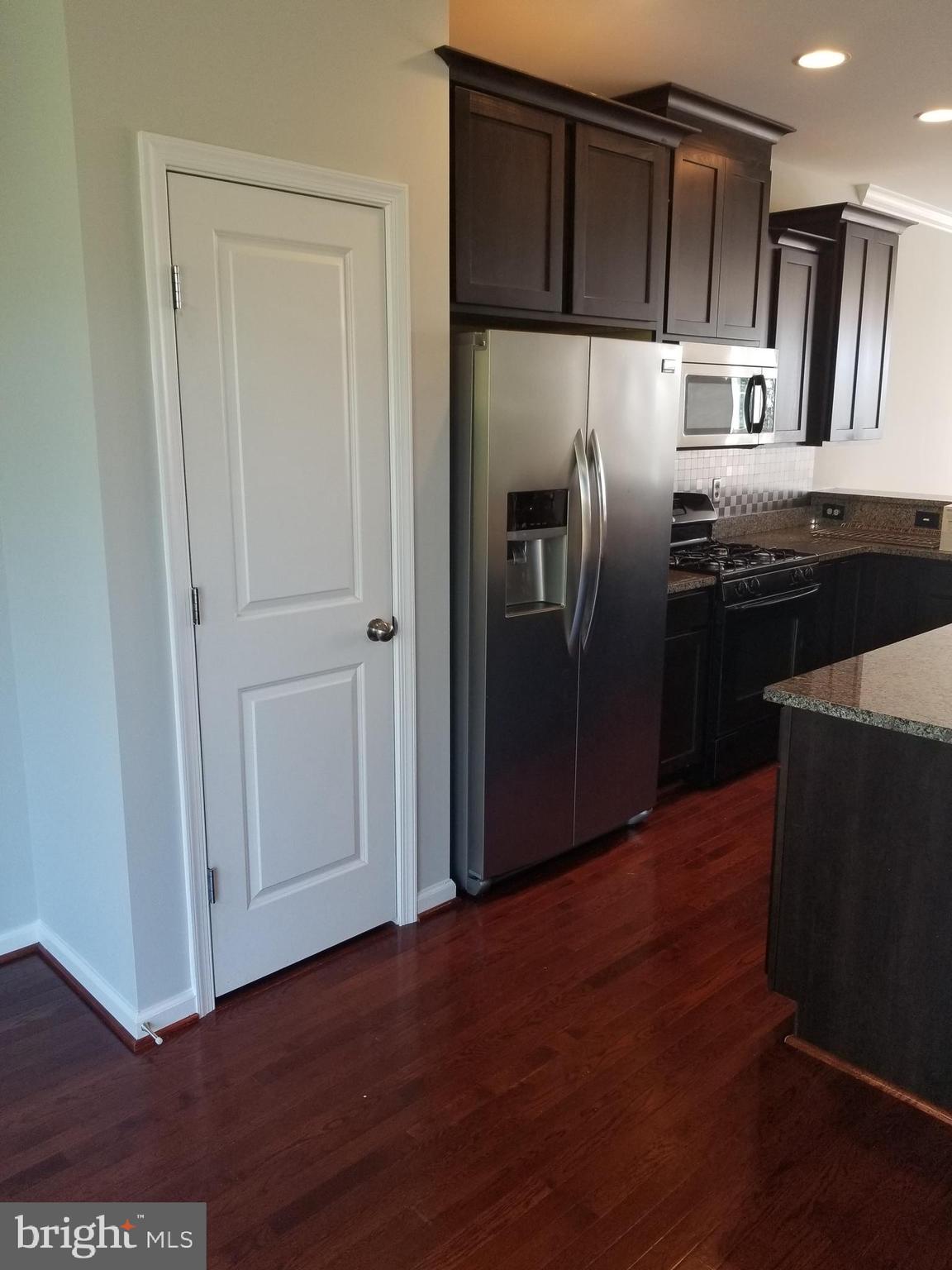 WOODSTREAM - Residential Lease