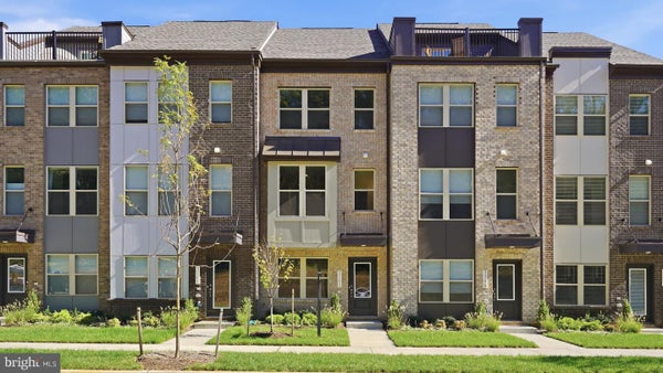 3754 DISTRICT DRIVE, WOODBRIDGE, VA 22193 - Image 2ca6d56b7e2cdbb68946cf784c62424f/3665314211