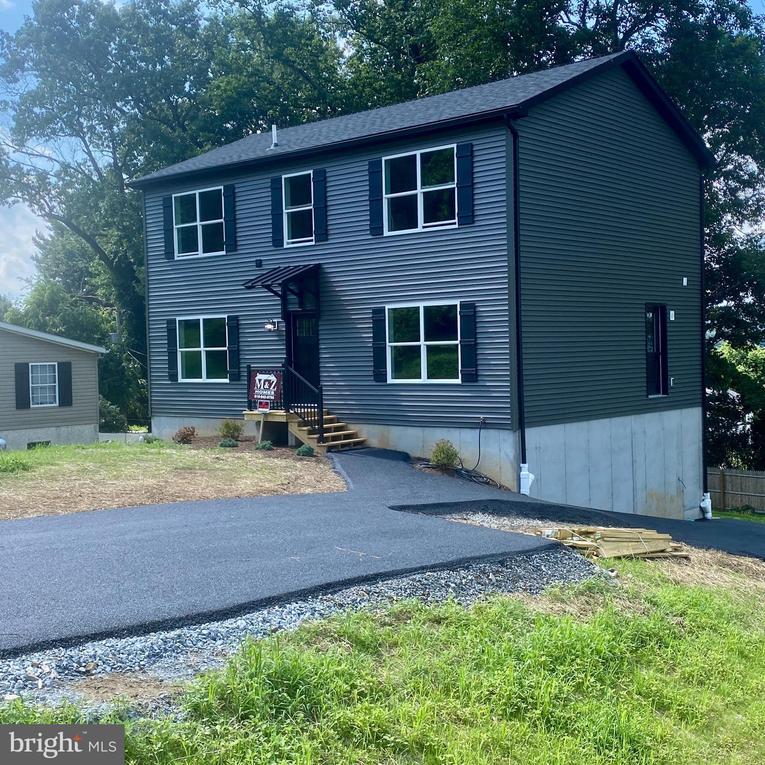 3713 BUNGALOW GLADE