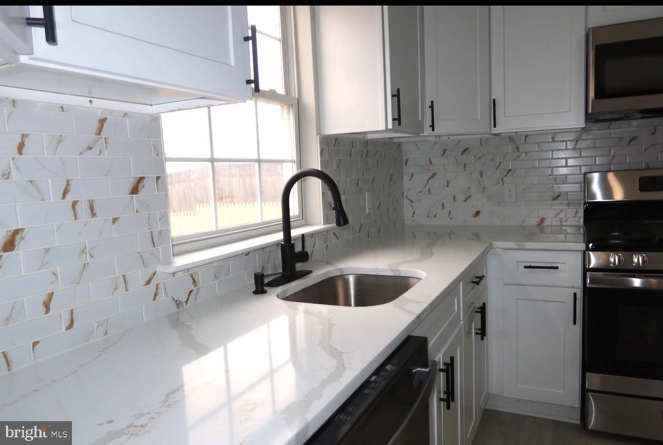 ROSLYN - Residential