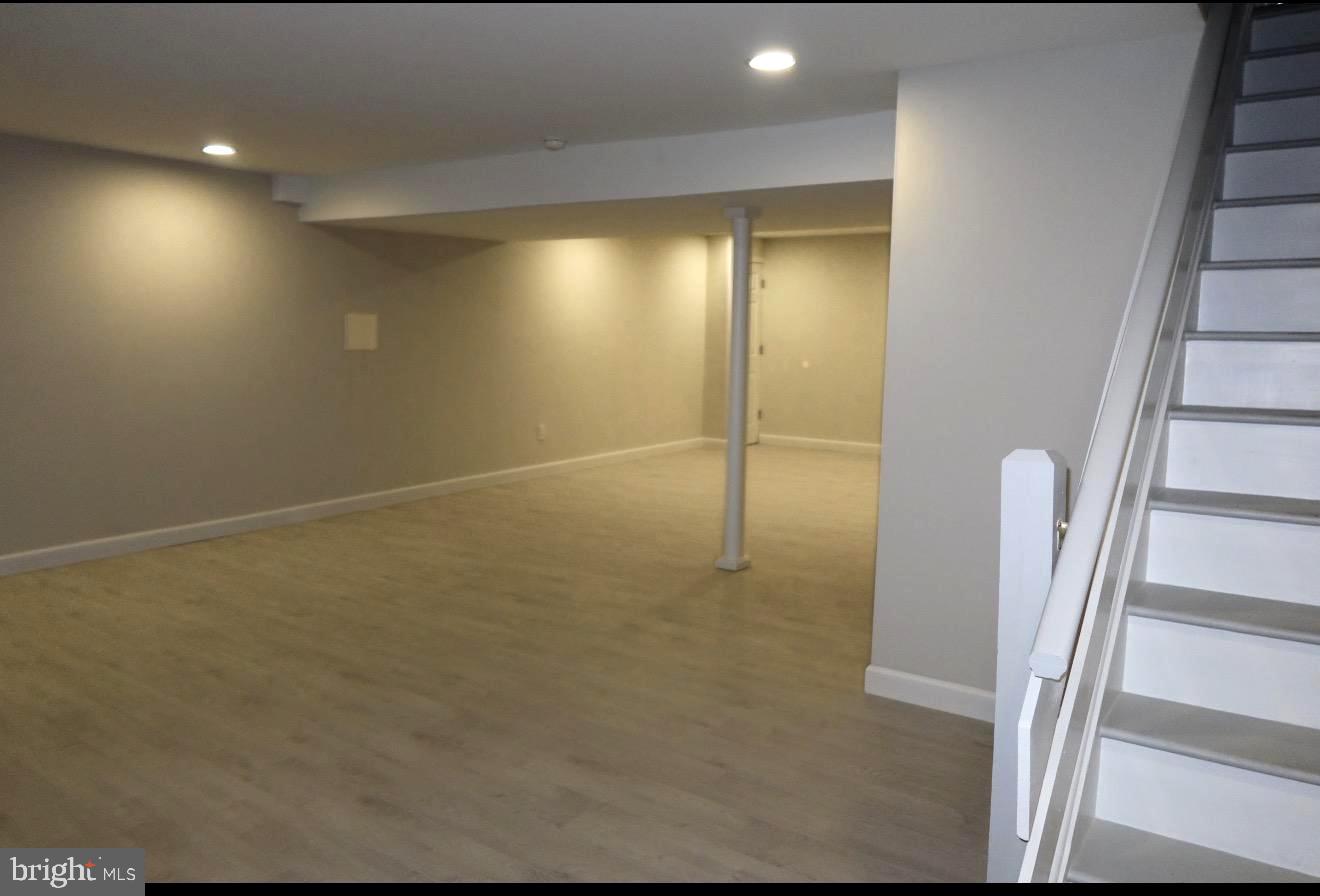 ROSLYN - Residential