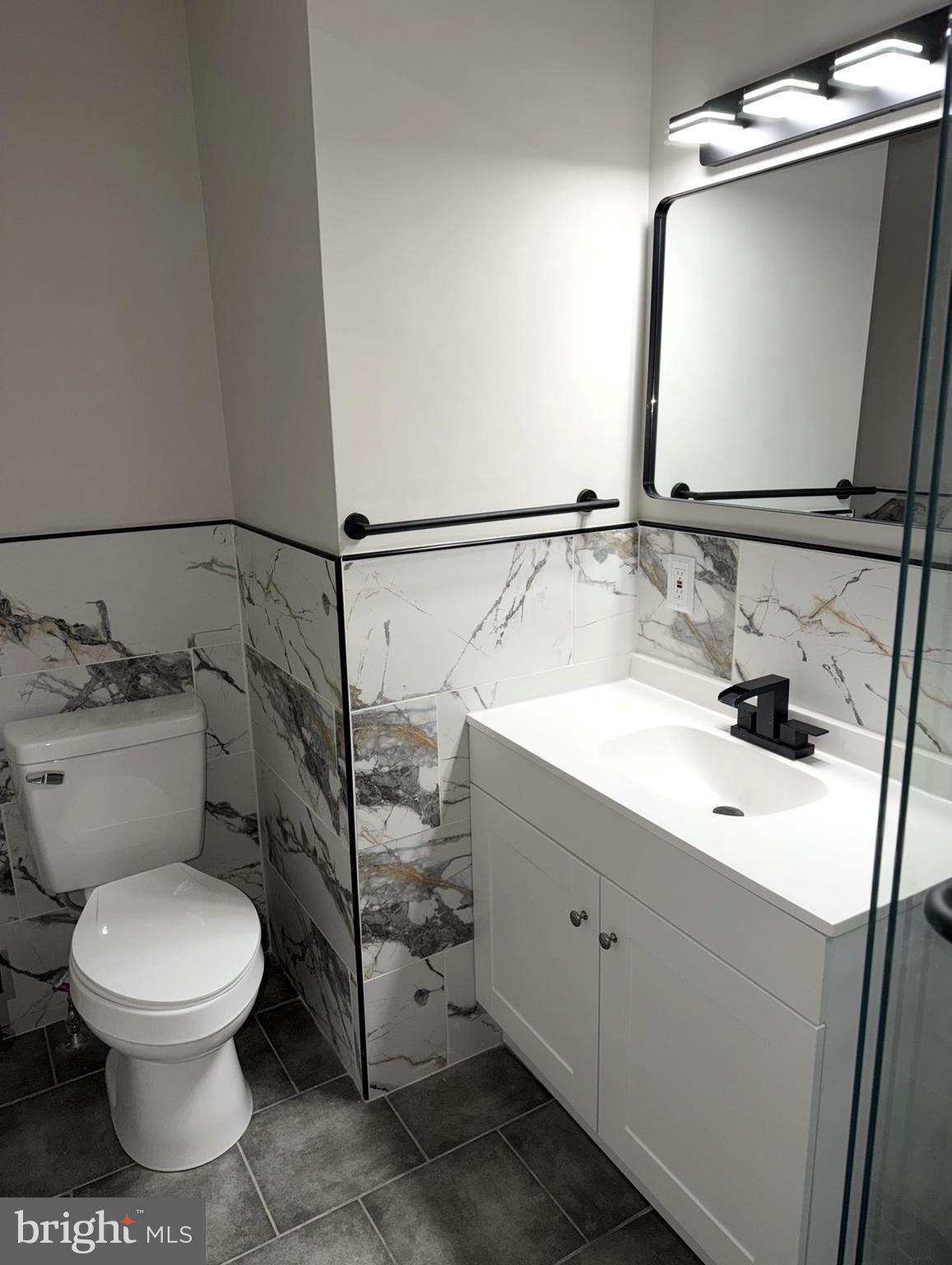 ROSLYN - Residential