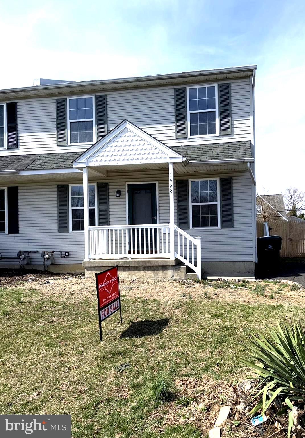 ROSLYN - Residential