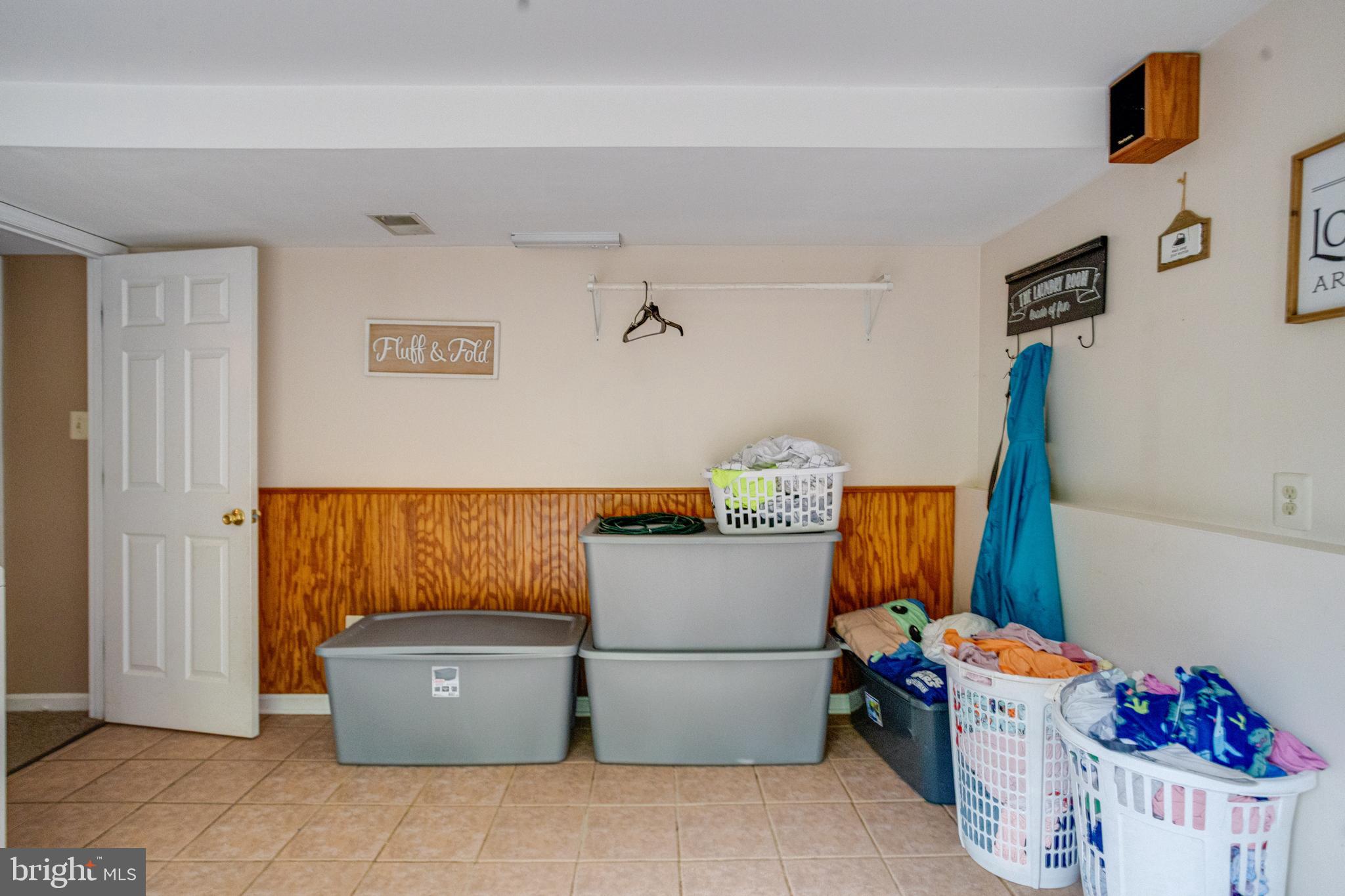 FOREST LAKES - Residential