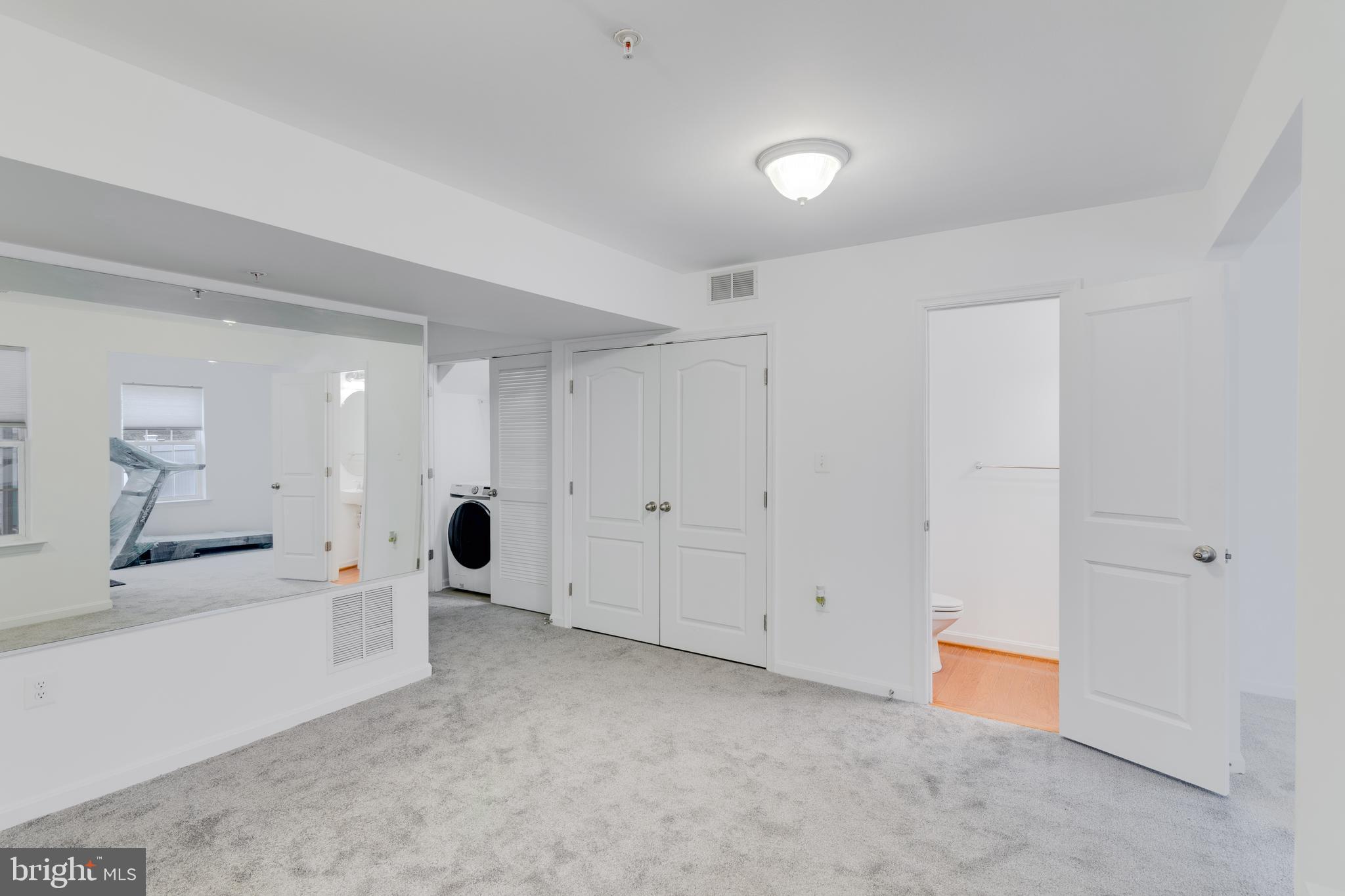 VILLAGES AT PEPPER MILL - Residential