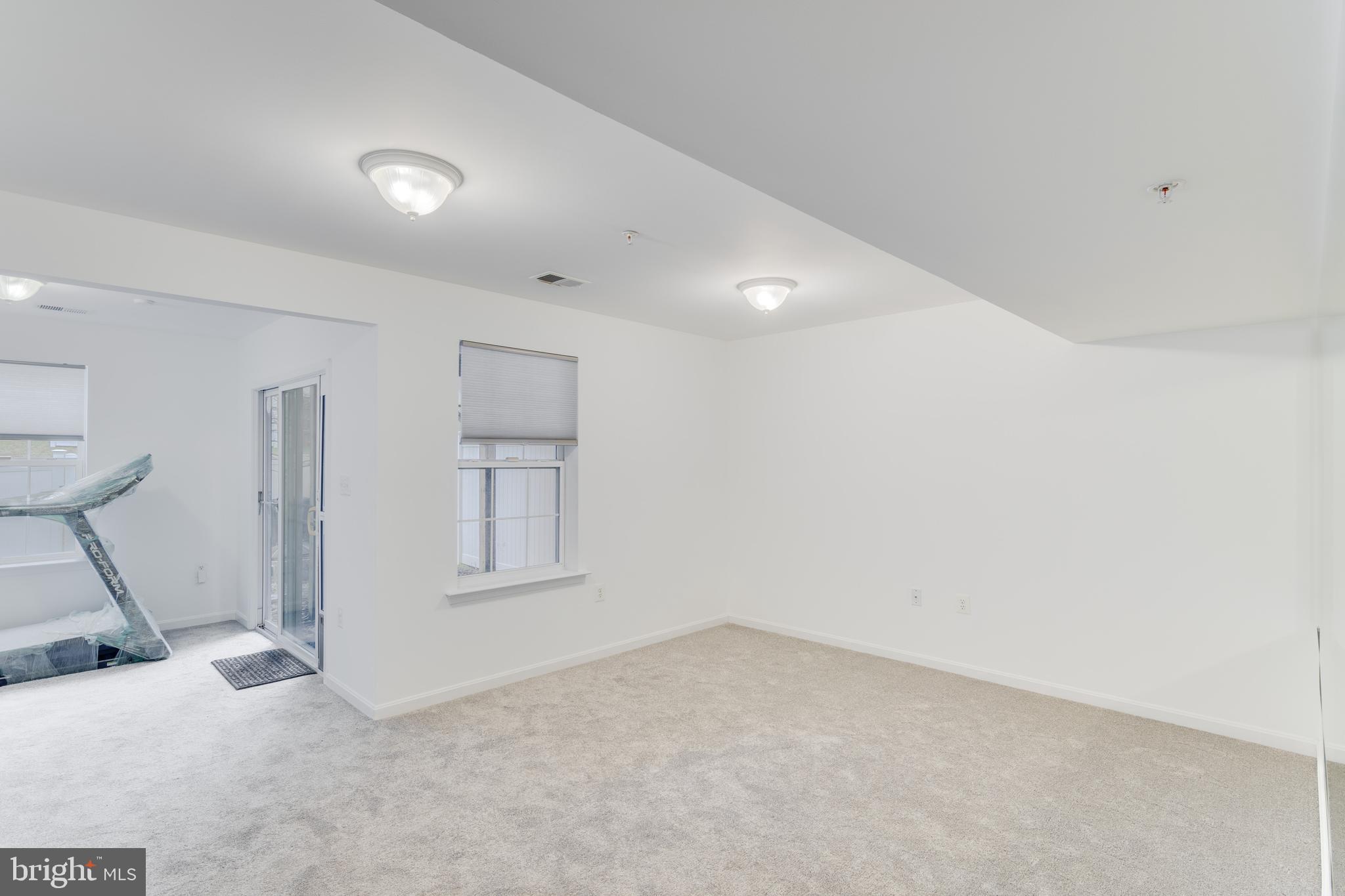 VILLAGES AT PEPPER MILL - Residential