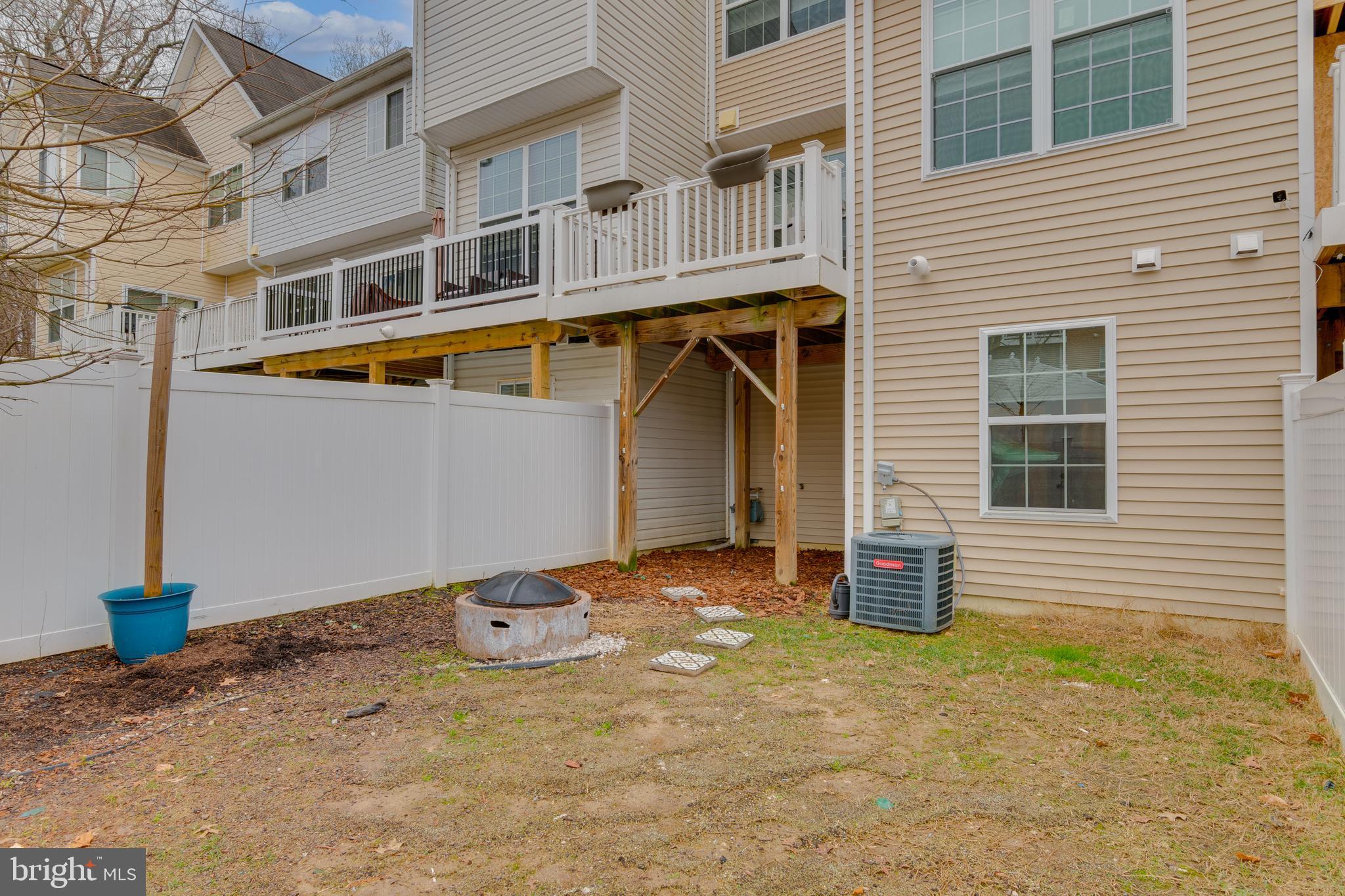 VILLAGES AT PEPPER MILL - Residential