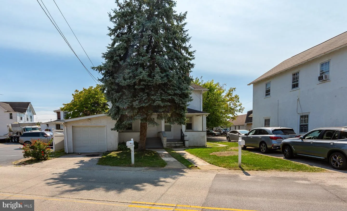 Wayne, Pennsylvania 19087, United States, 3 Bedrooms Bedrooms, ,2 BathroomsBathrooms,Residential,Active,197458