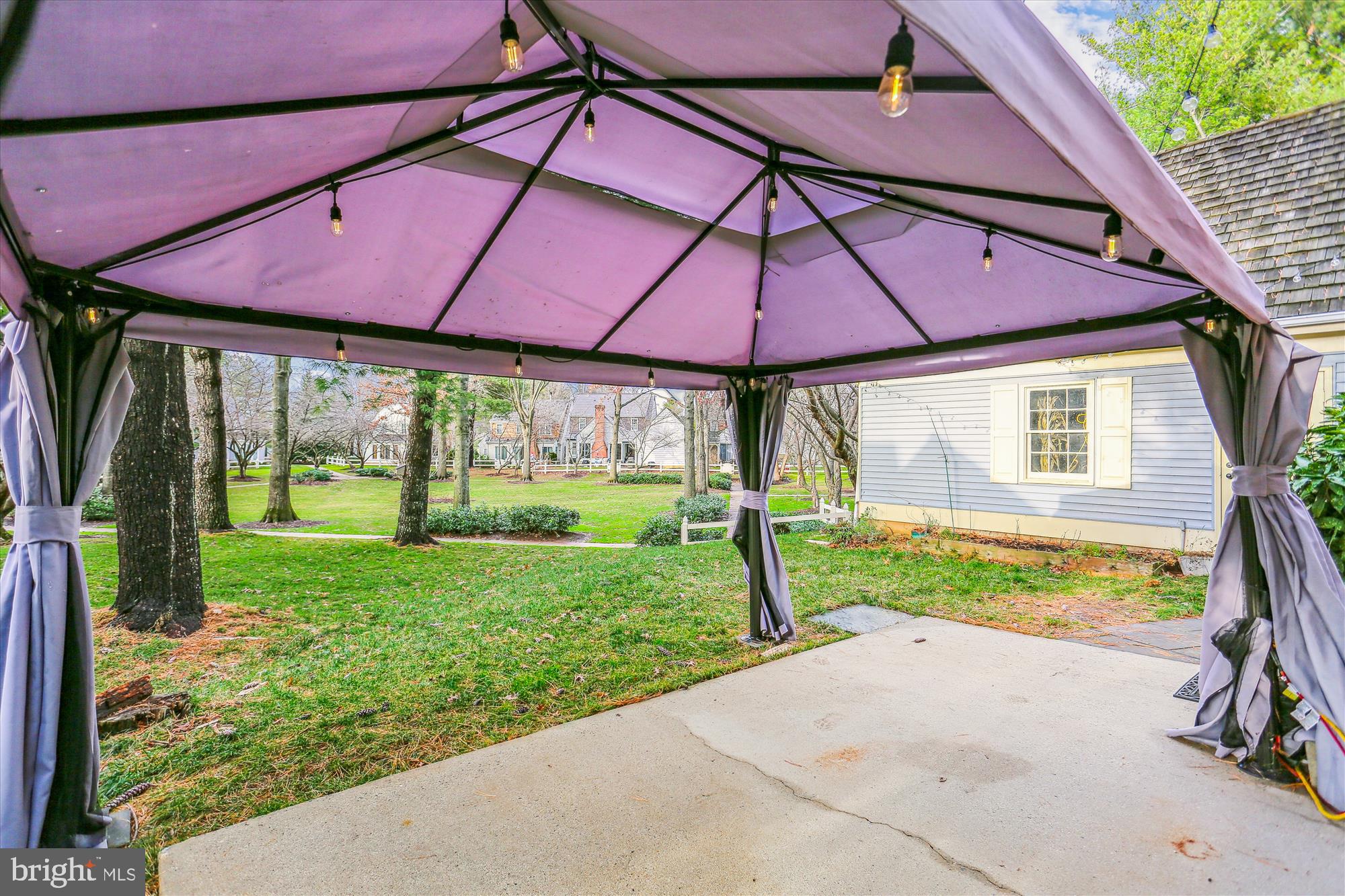 SAYBROOKE - Residential