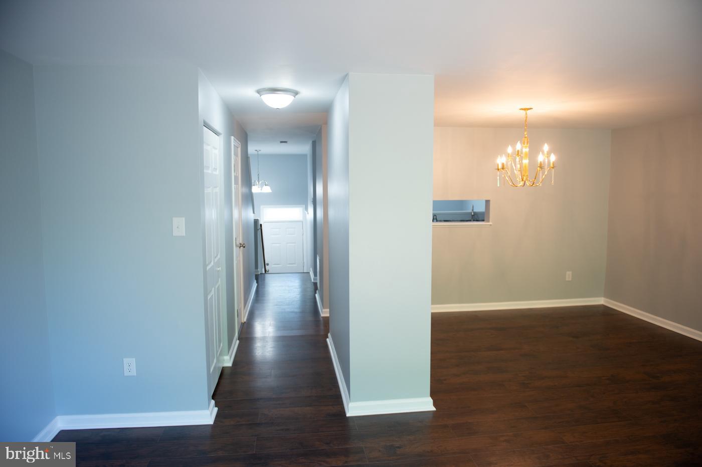 CHARING CROSS - Residential