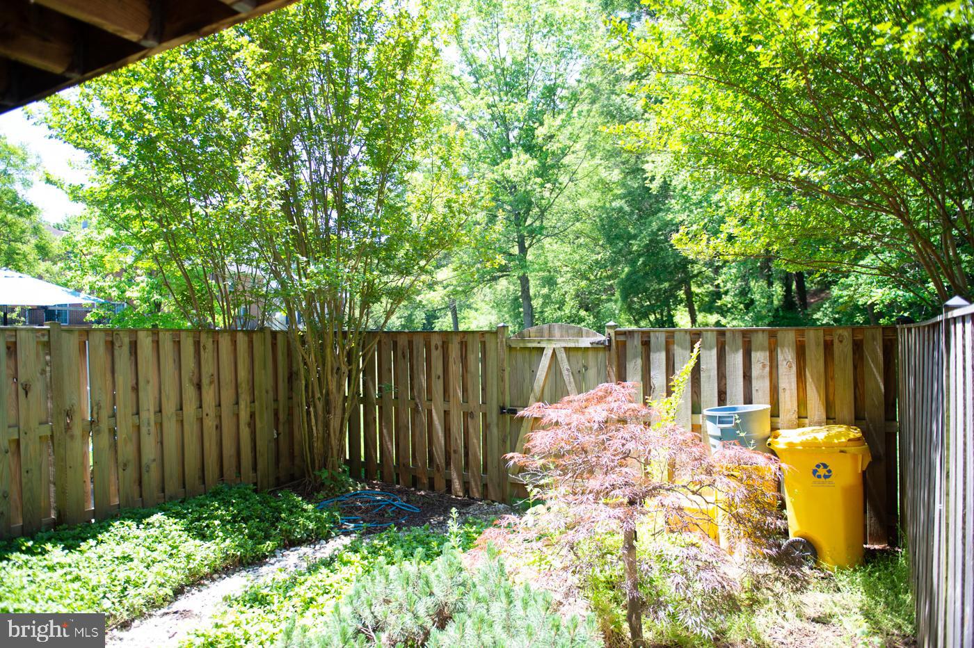 CHARING CROSS - Residential