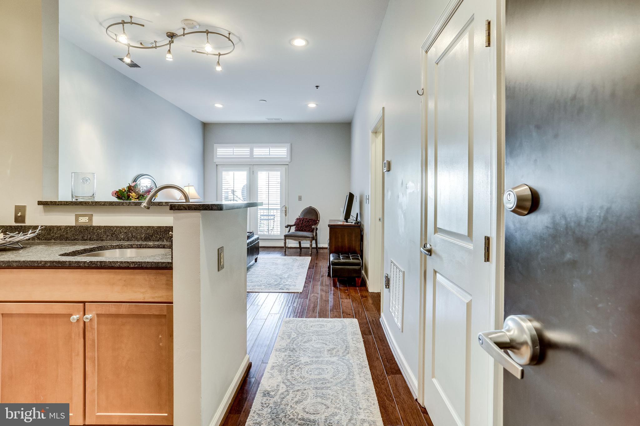 THE ROYALTON - Residential Lease