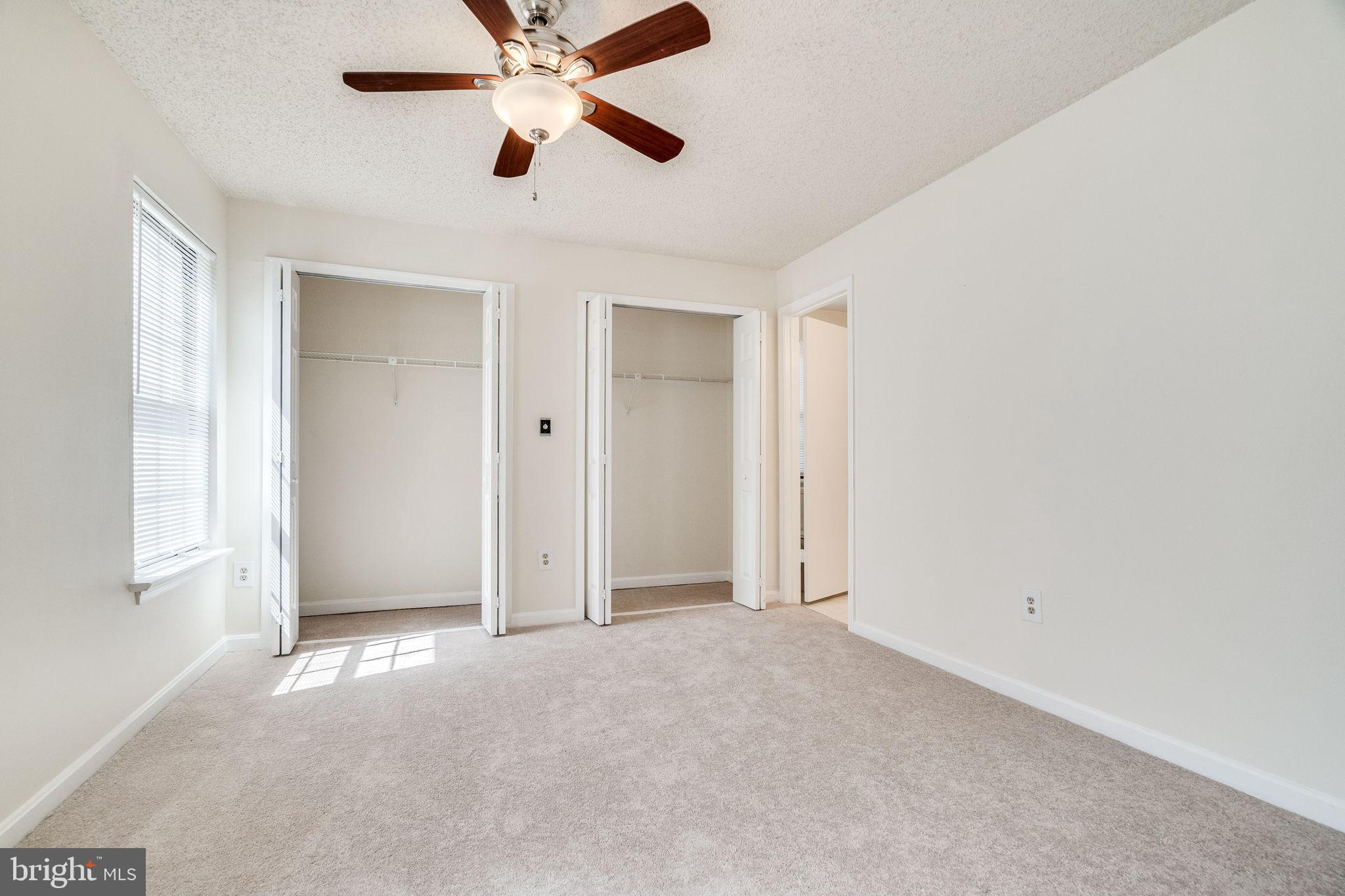 VICTORIA CROSSINGS AT MANCHESTER LAKES - Residential Lease