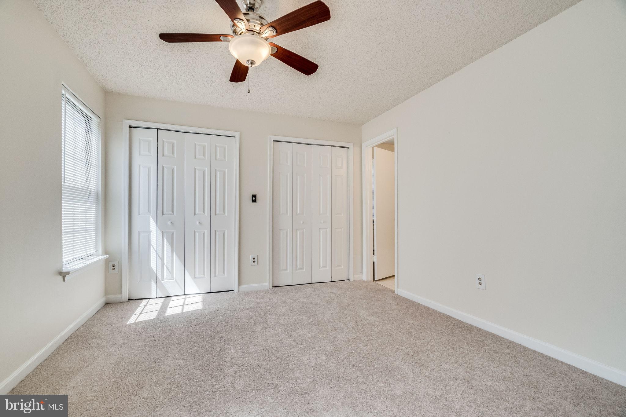 VICTORIA CROSSINGS AT MANCHESTER LAKES - Residential Lease