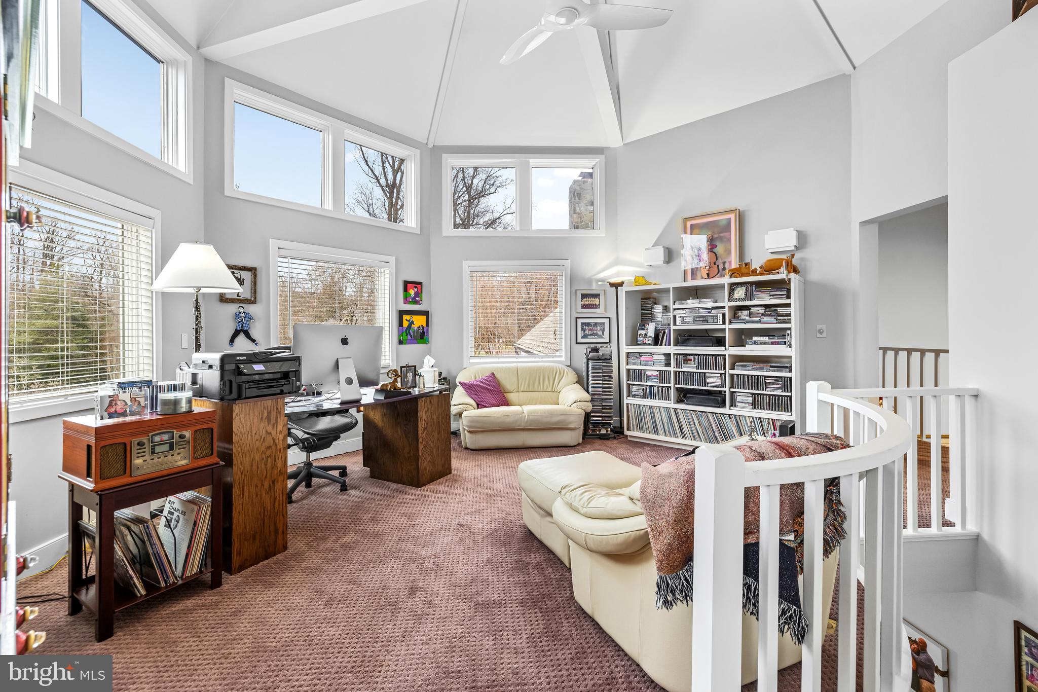 POPLAR POINT - Residential