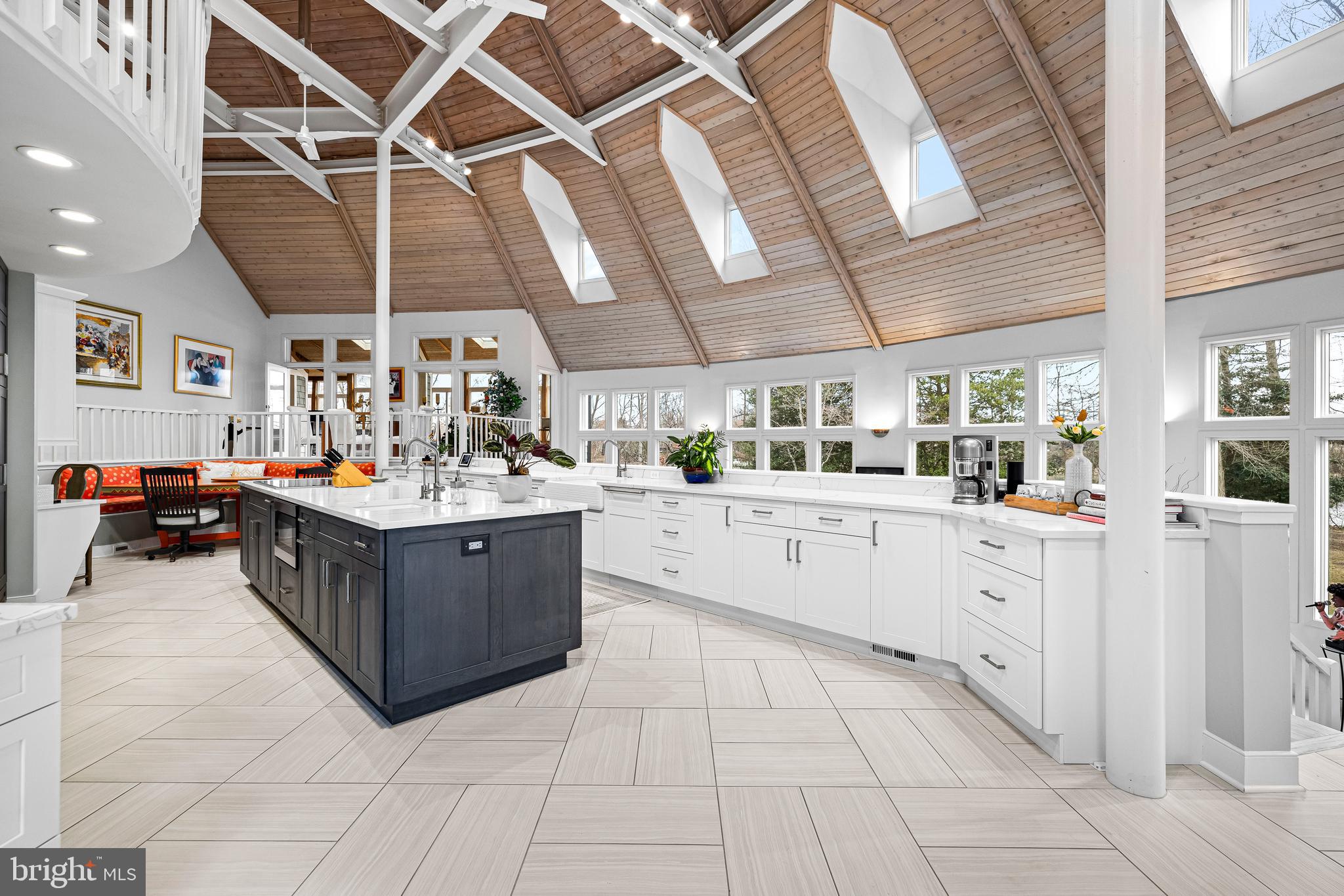 POPLAR POINT - Residential