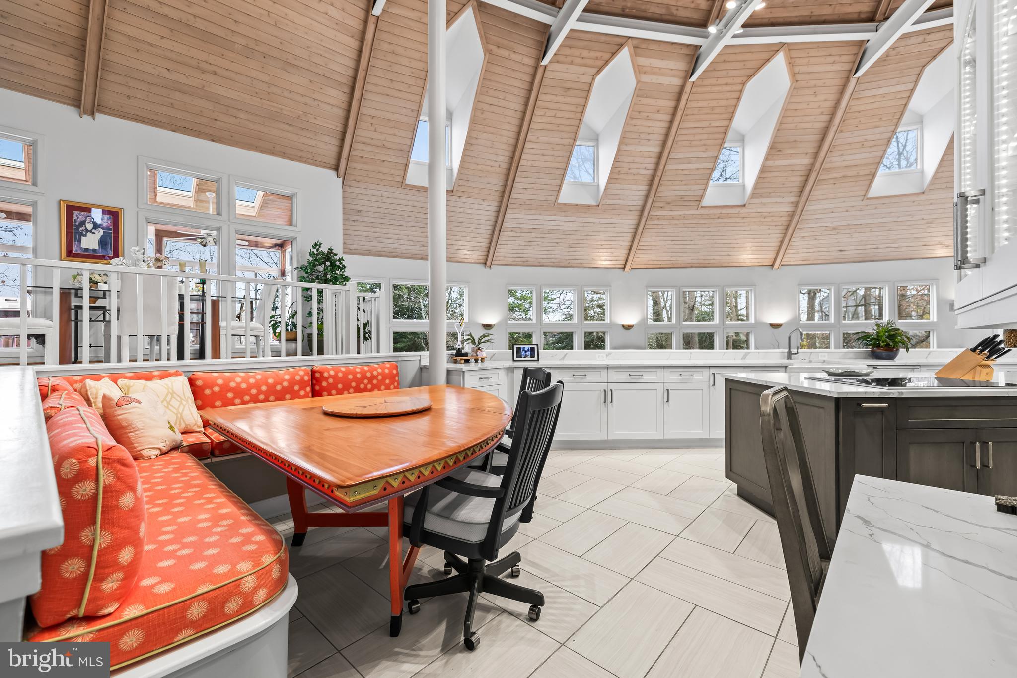 POPLAR POINT - Residential