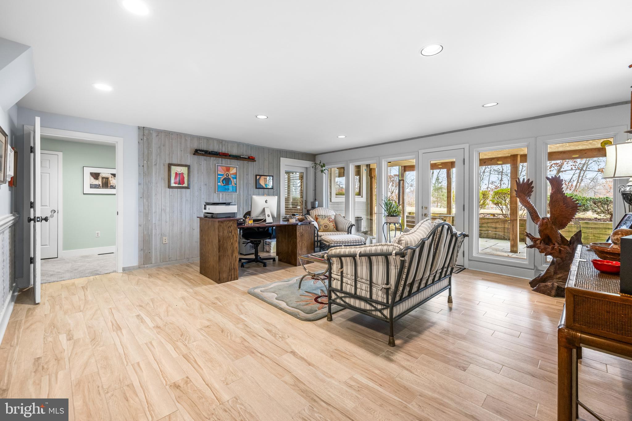 POPLAR POINT - Residential