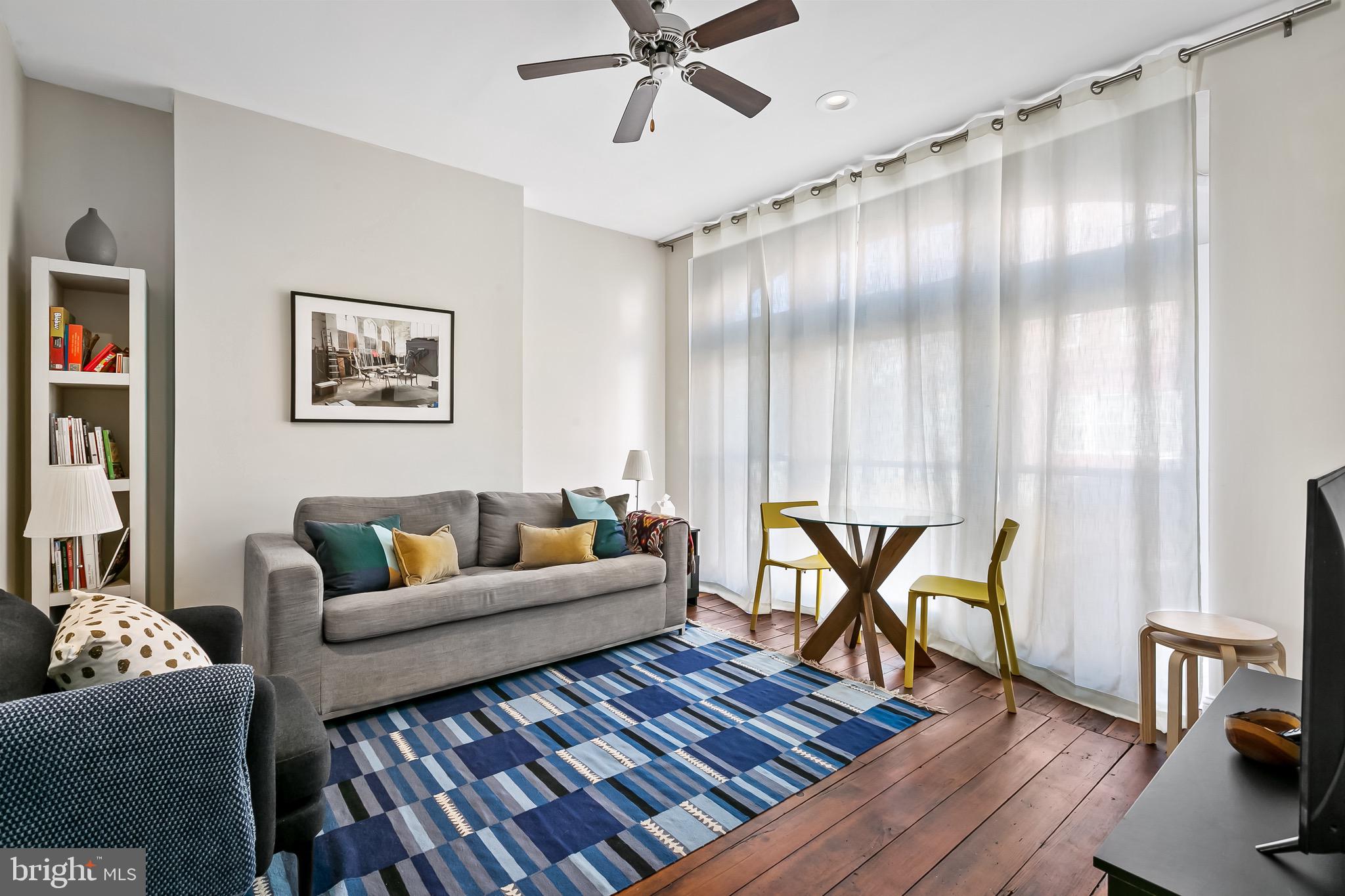 WASHINGTON HILL - Residential