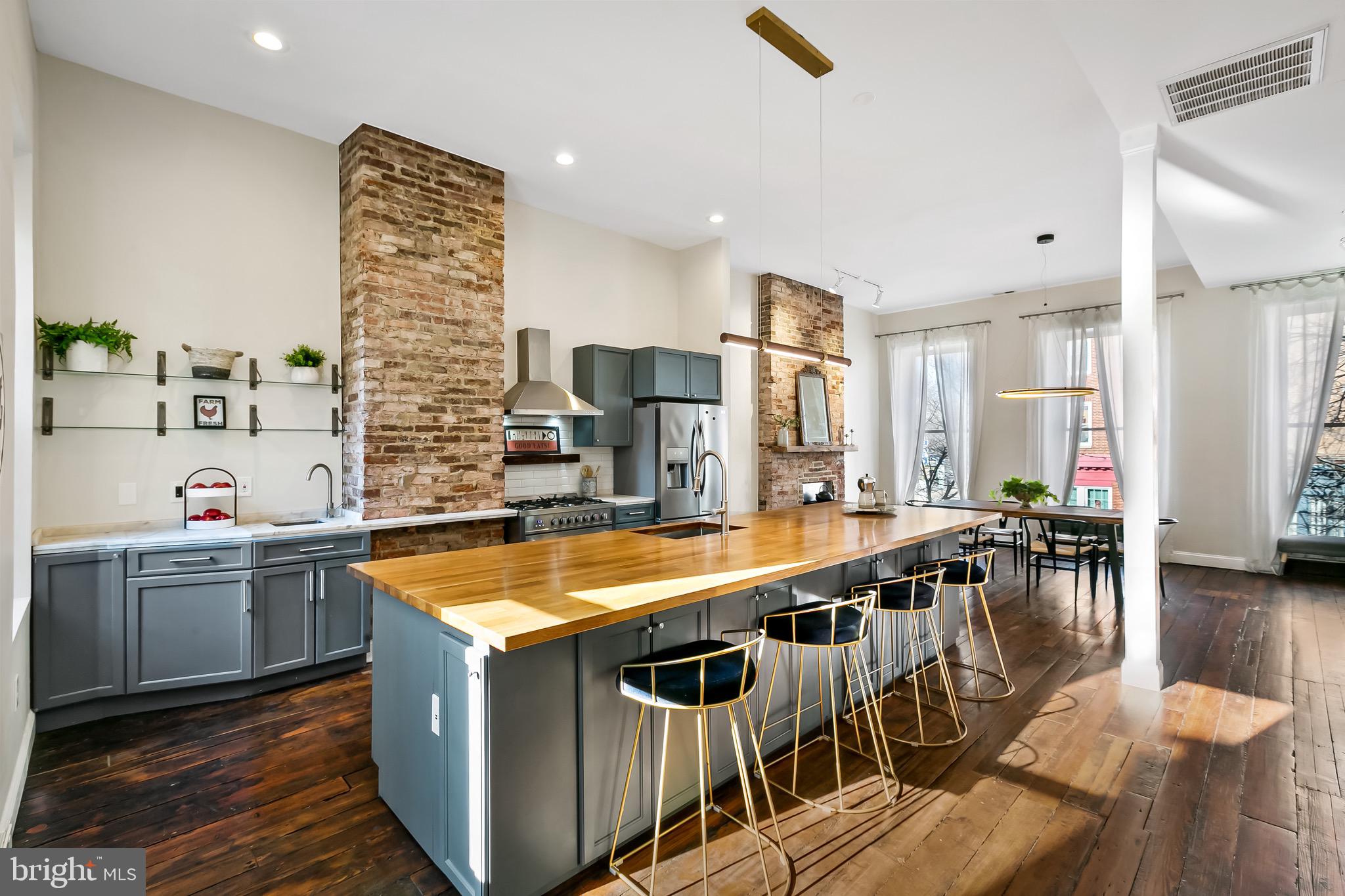 WASHINGTON HILL - Residential