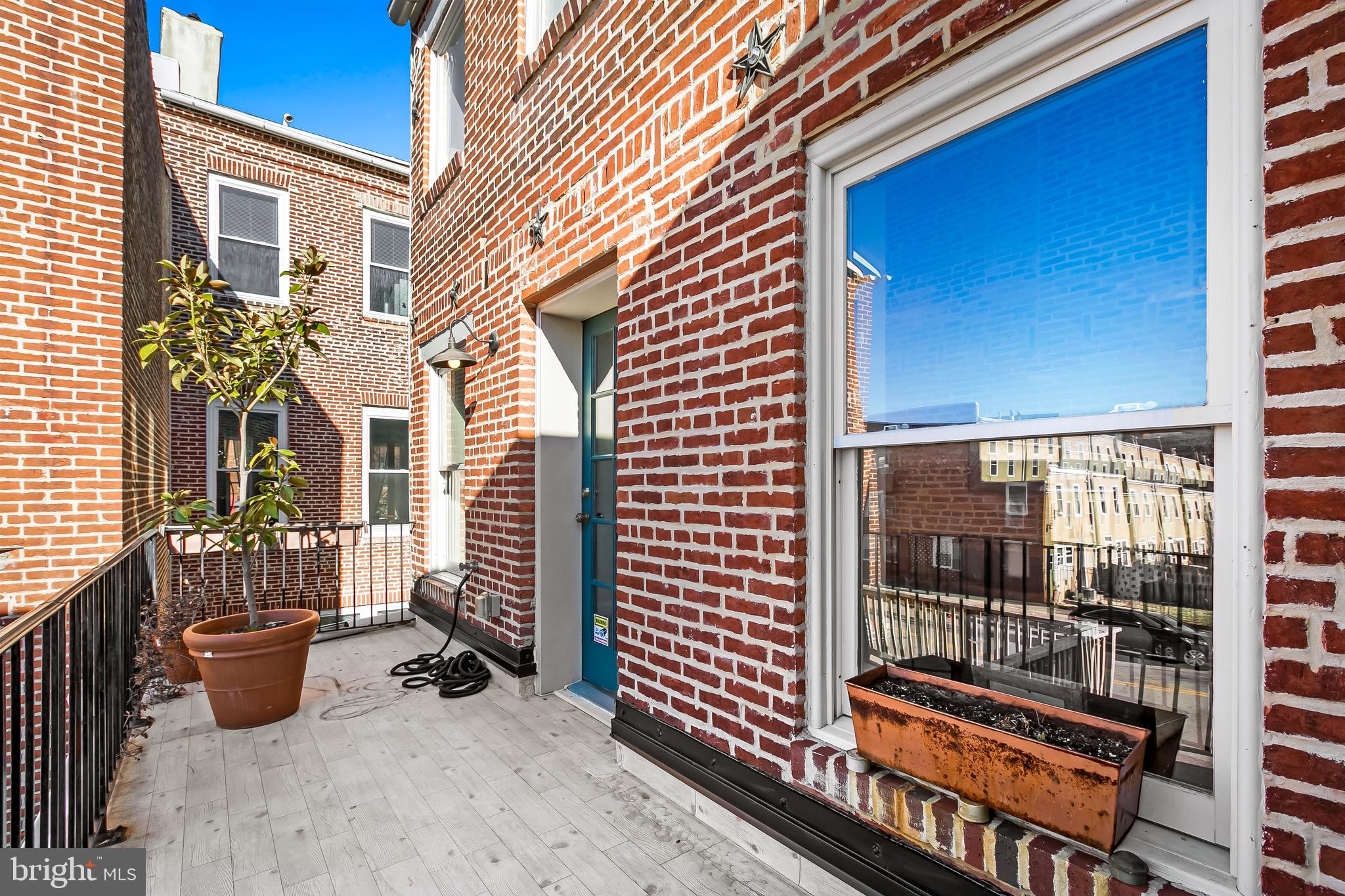 WASHINGTON HILL - Residential