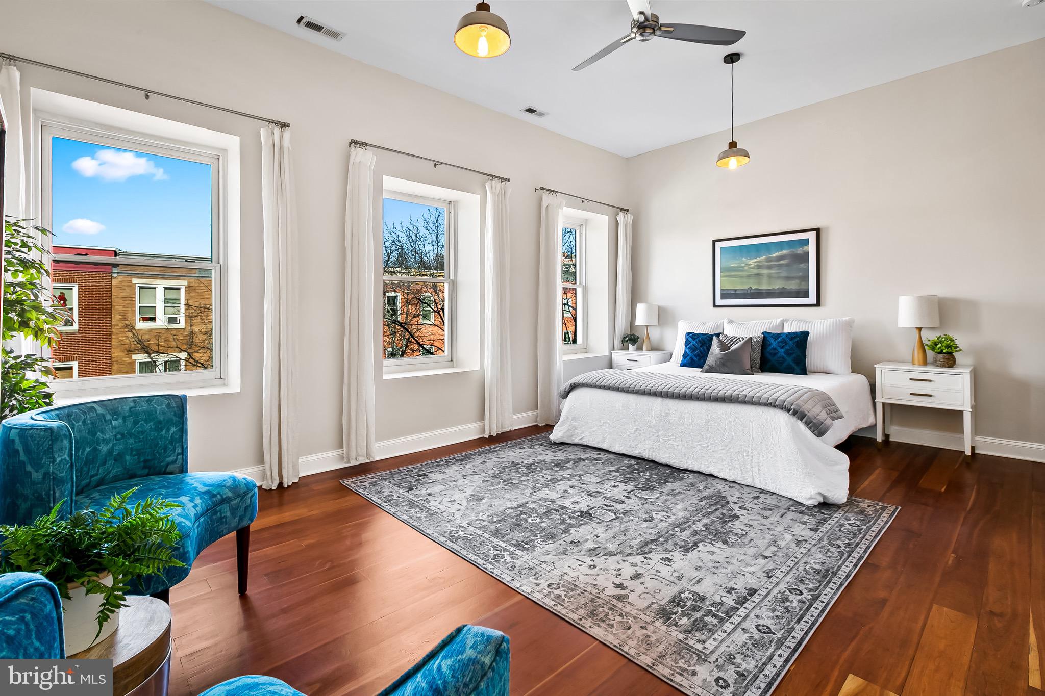 WASHINGTON HILL - Residential