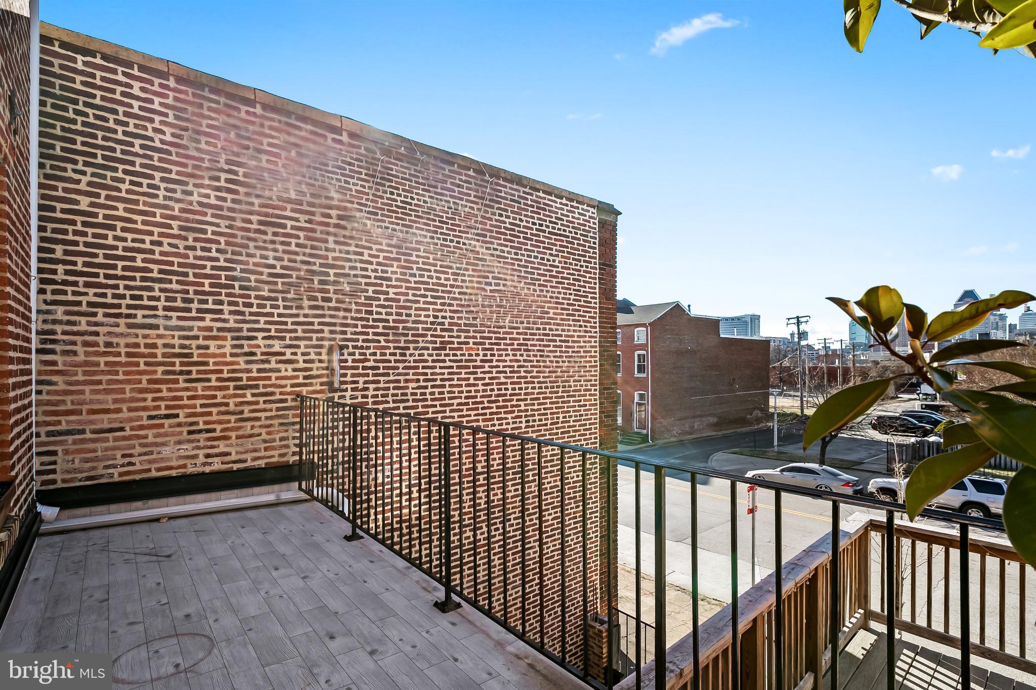 WASHINGTON HILL - Residential