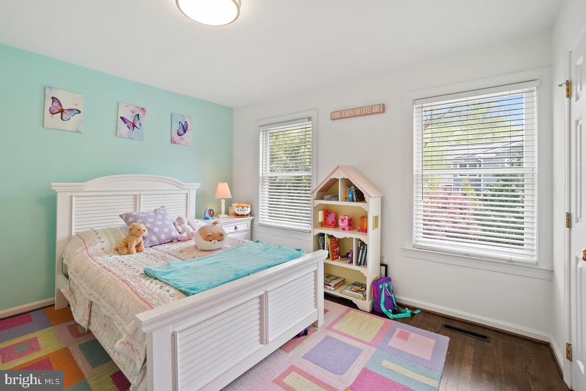 AYRLAWN - Residential