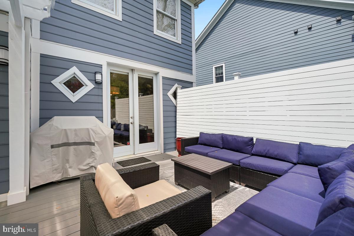 AYRLAWN - Residential