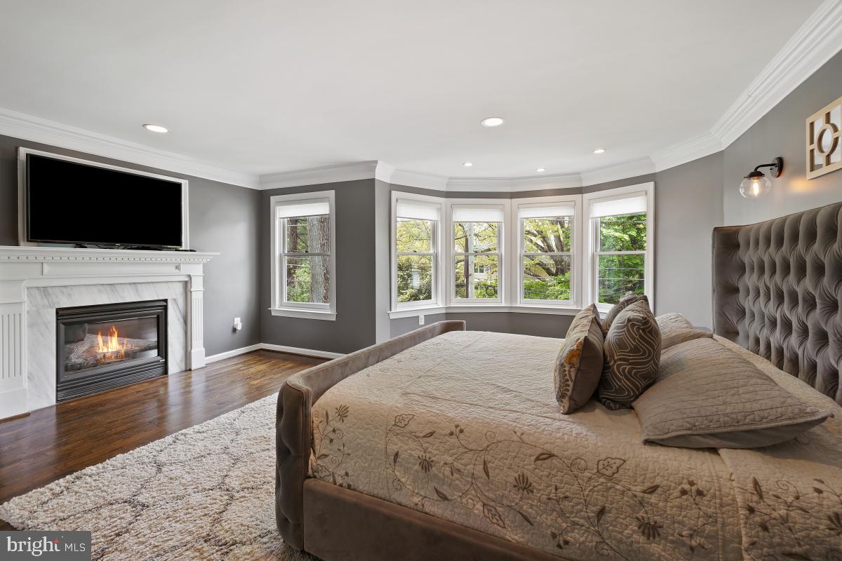 AYRLAWN - Residential