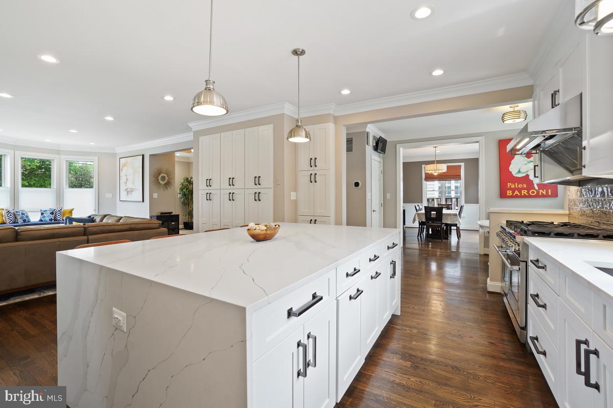 AYRLAWN - Residential