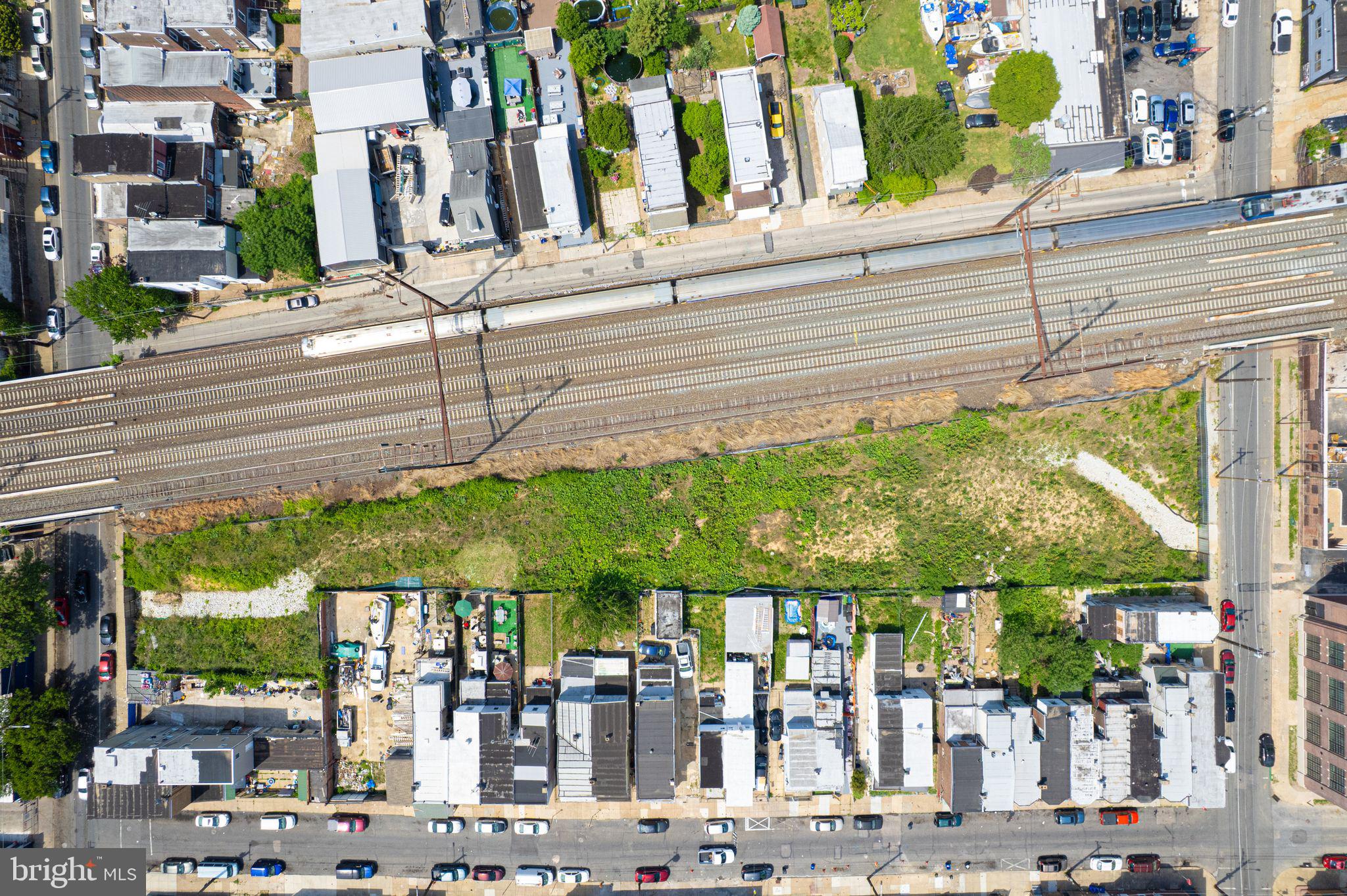 FRANKFORD - Commercial Sale