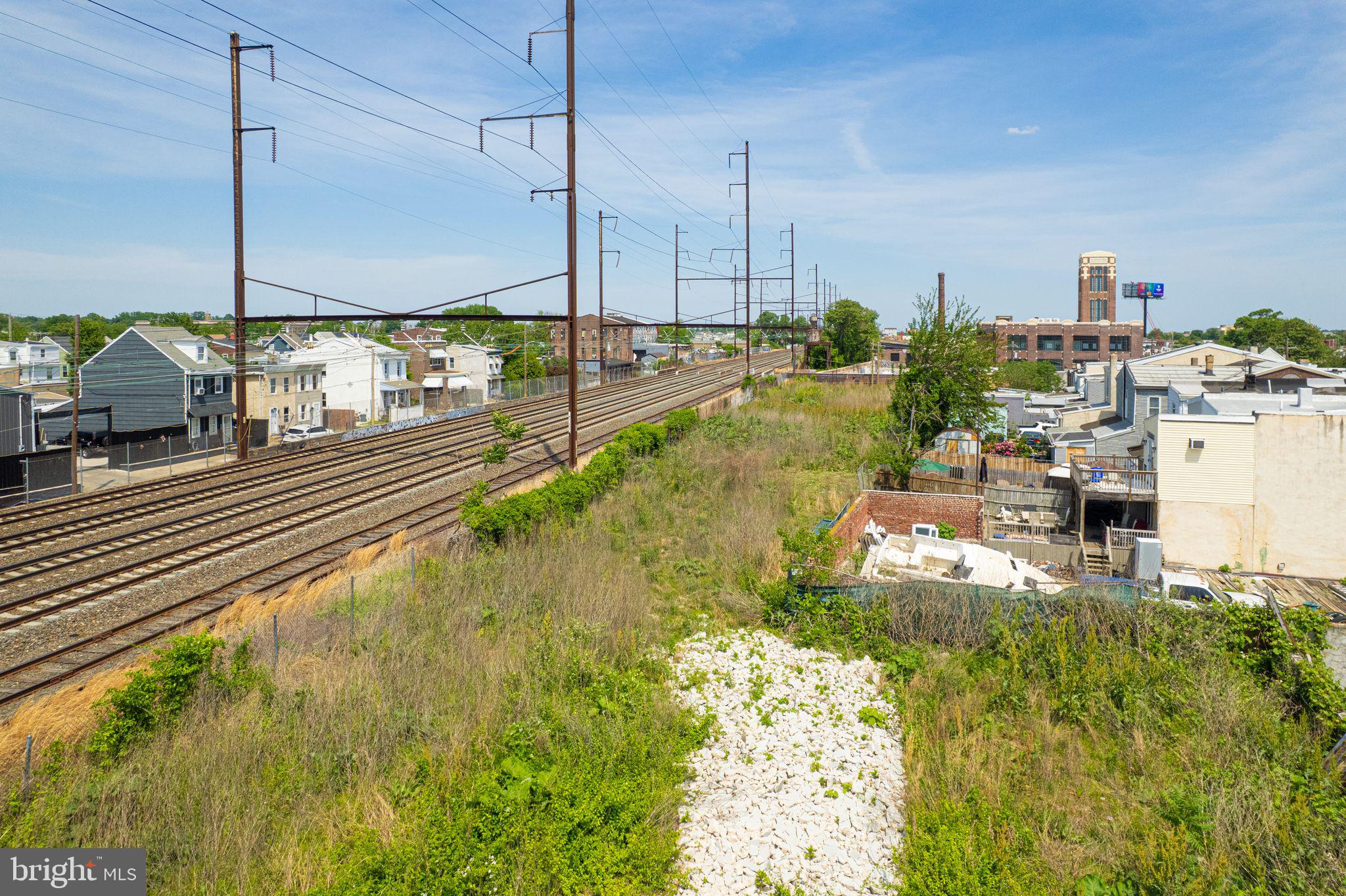 FRANKFORD - Commercial Sale