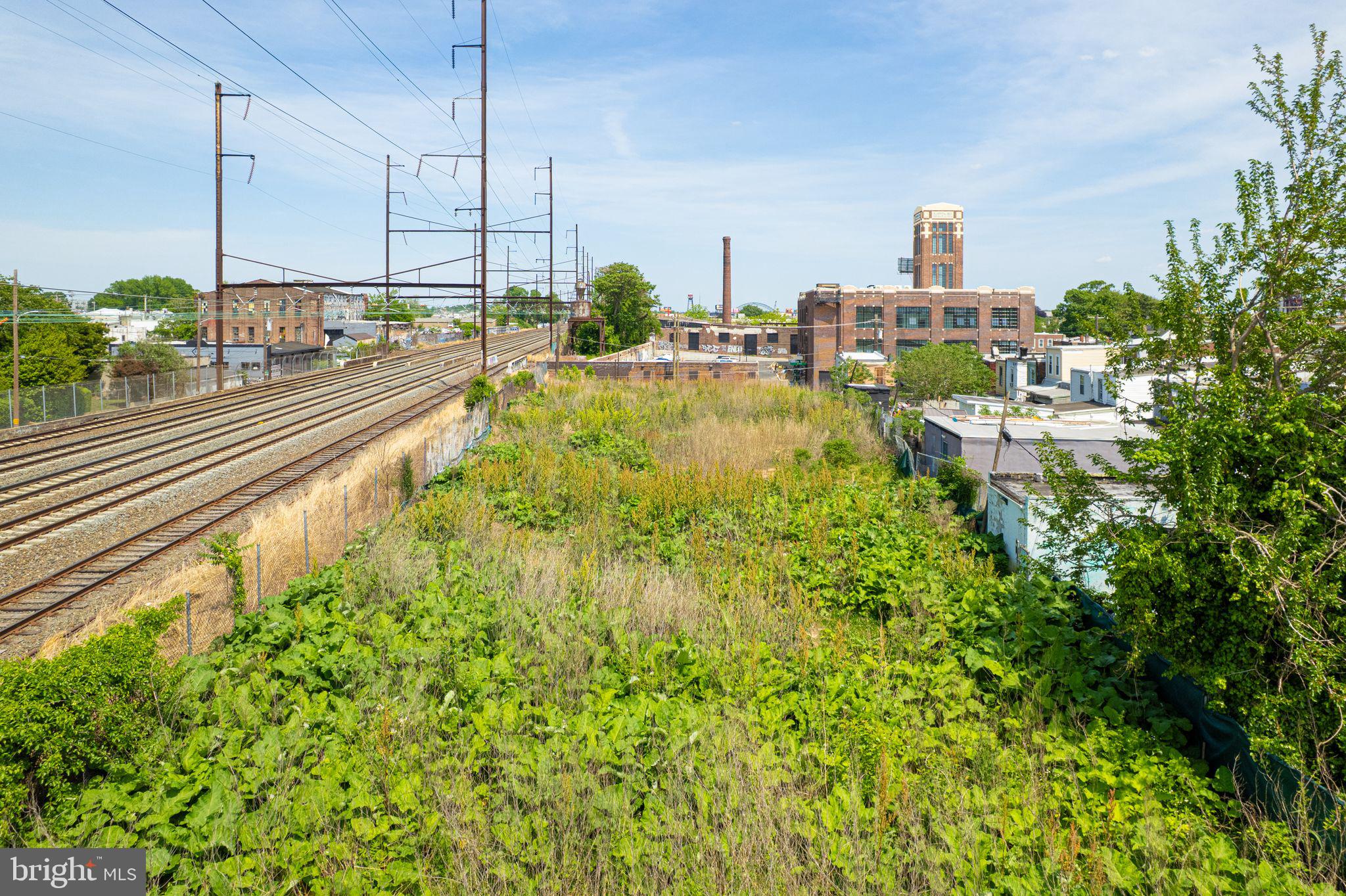 FRANKFORD - Commercial Sale