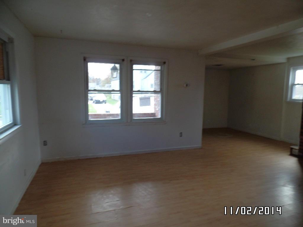 CATONSVILLE MANOR - Residential