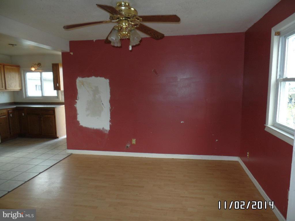 CATONSVILLE MANOR - Residential