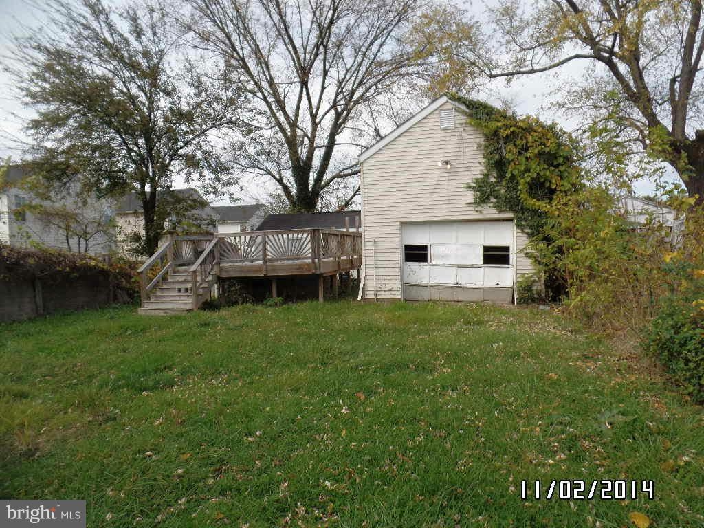 CATONSVILLE MANOR - Residential