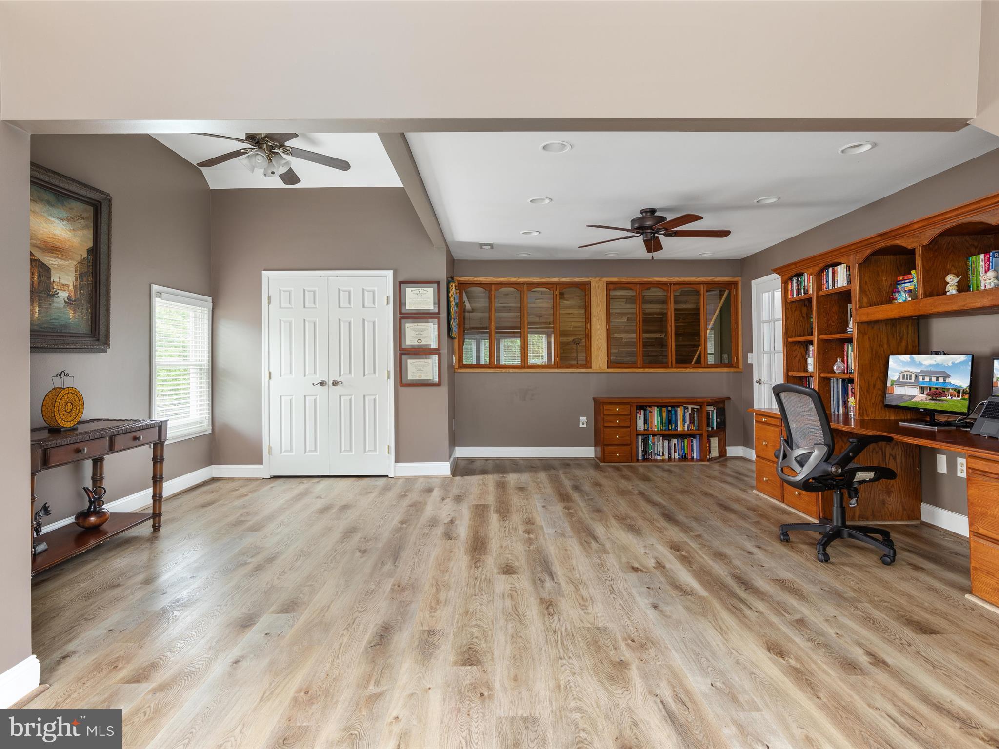 SUNNYBROOK ESTATES - Residential