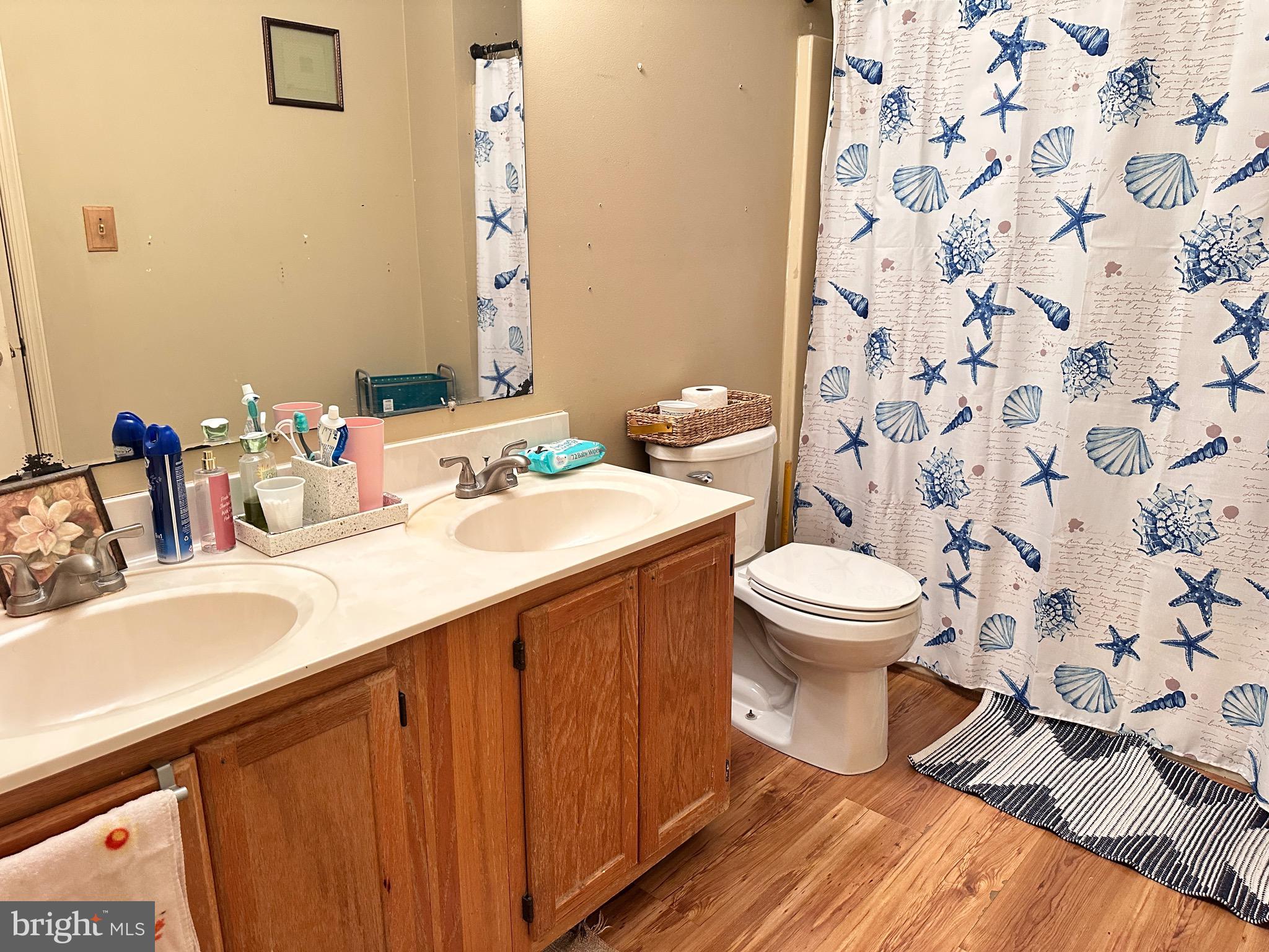 GRANDVIEW CHASE - Residential